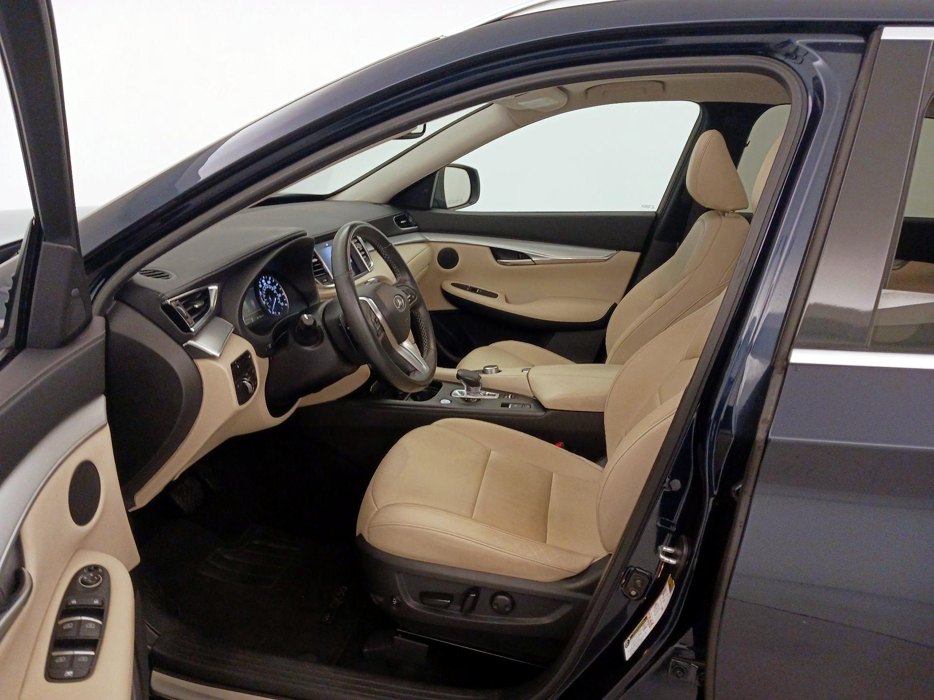 Thumbnail: 2020 INFINITI QX50 - 11