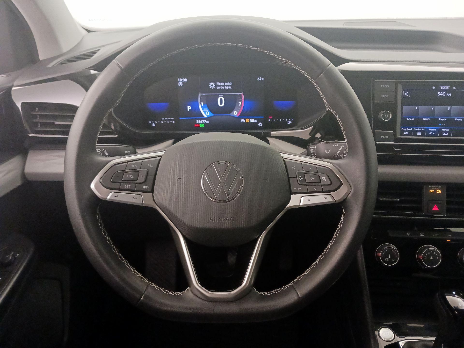 Thumbnail: 2023 Volkswagen Taos - 10
