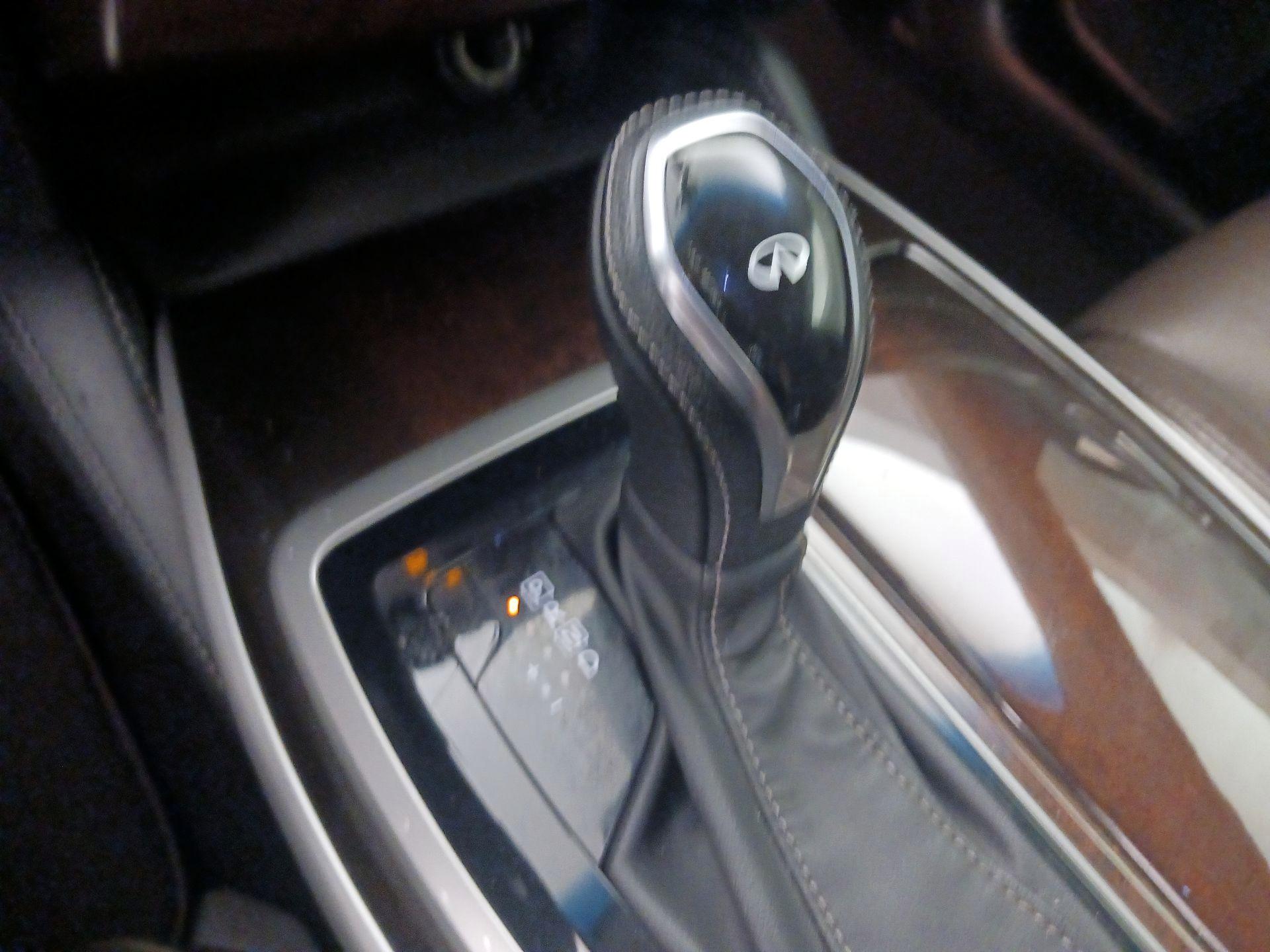 Thumbnail: 2016 INFINITI QX60 - 18