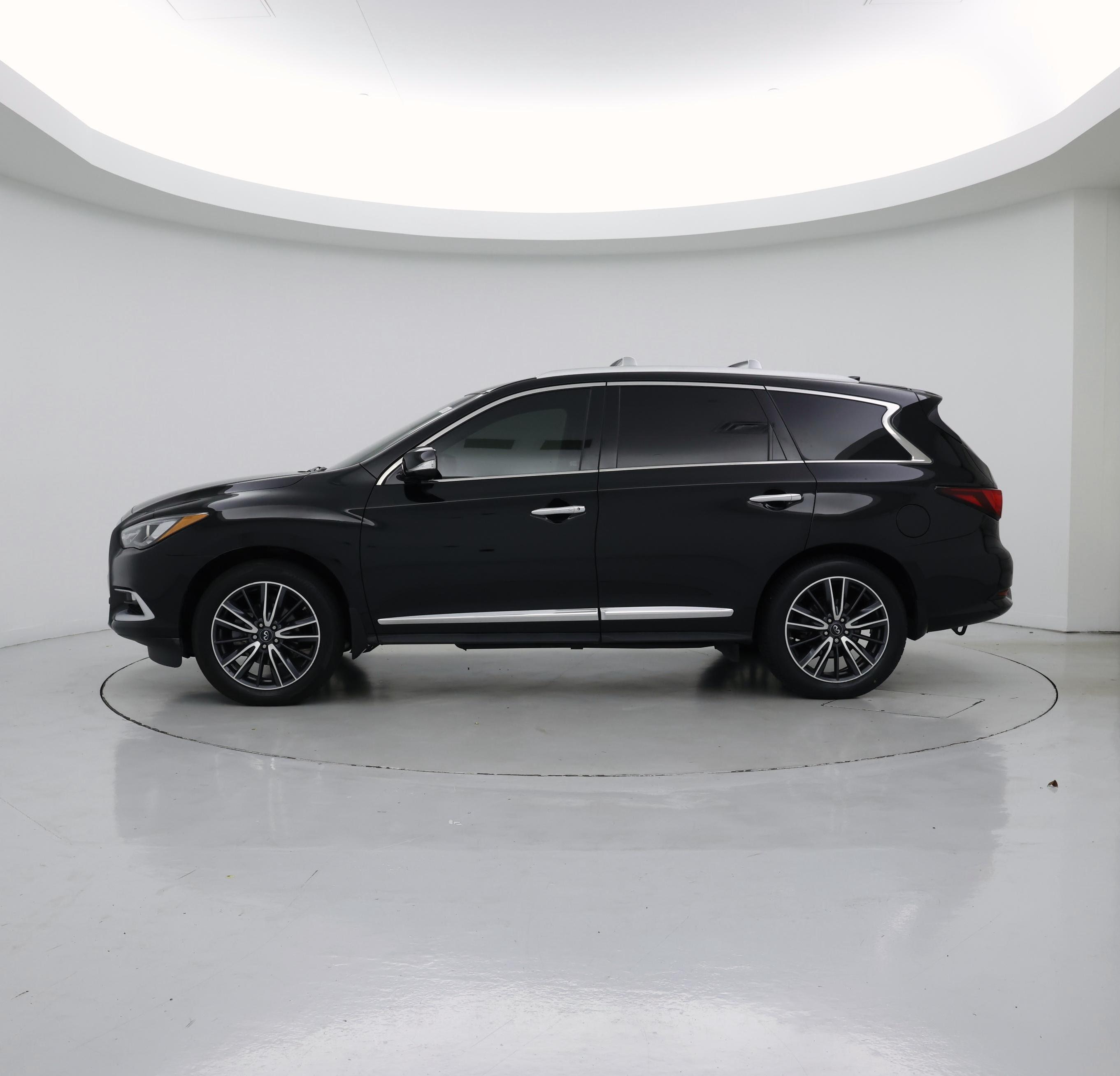 Thumbnail: 2016 INFINITI QX60 - 3
