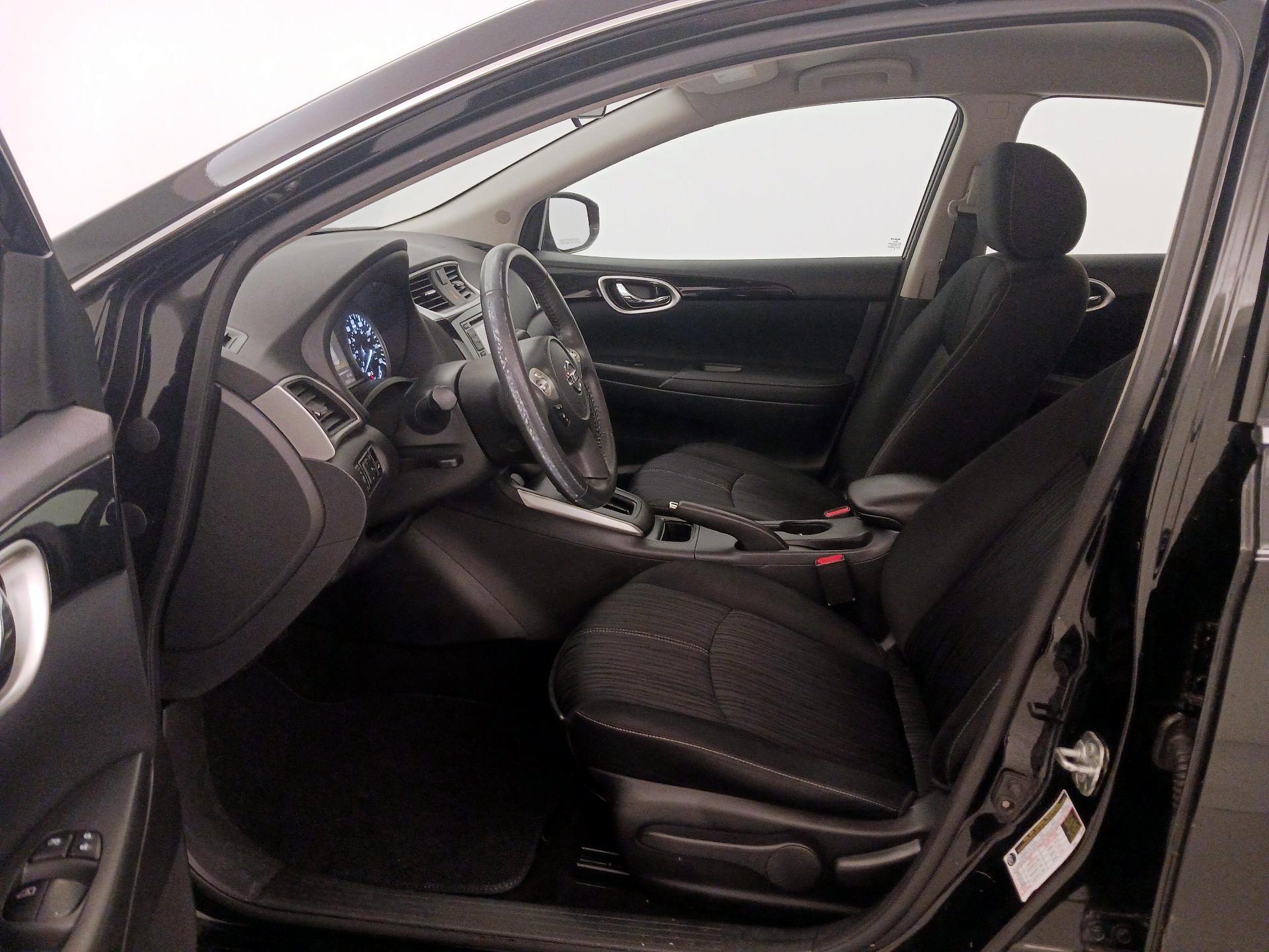 Thumbnail: 2018 Nissan Sentra - 11