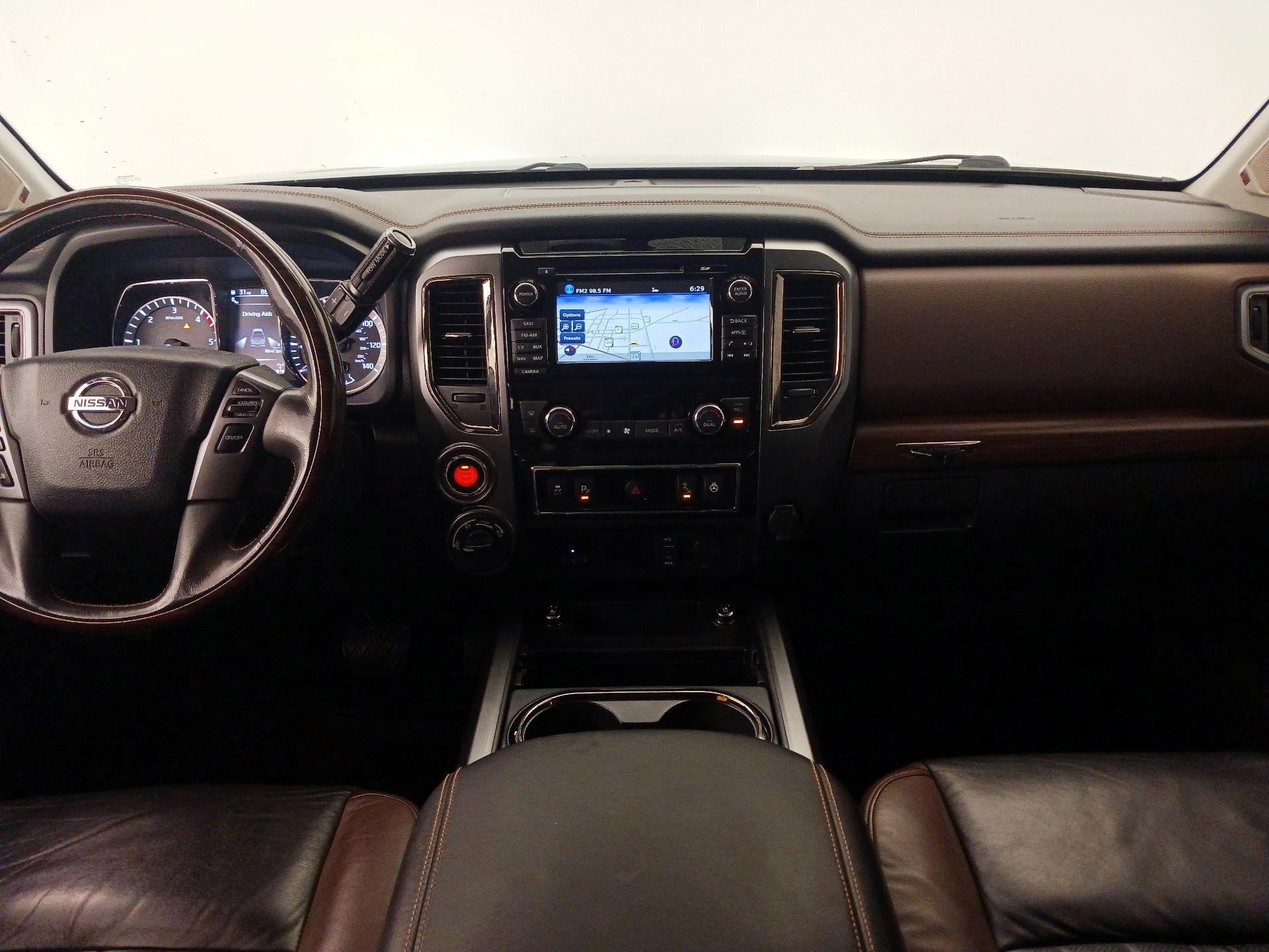 Thumbnail: 2016 Nissan Titan - 9