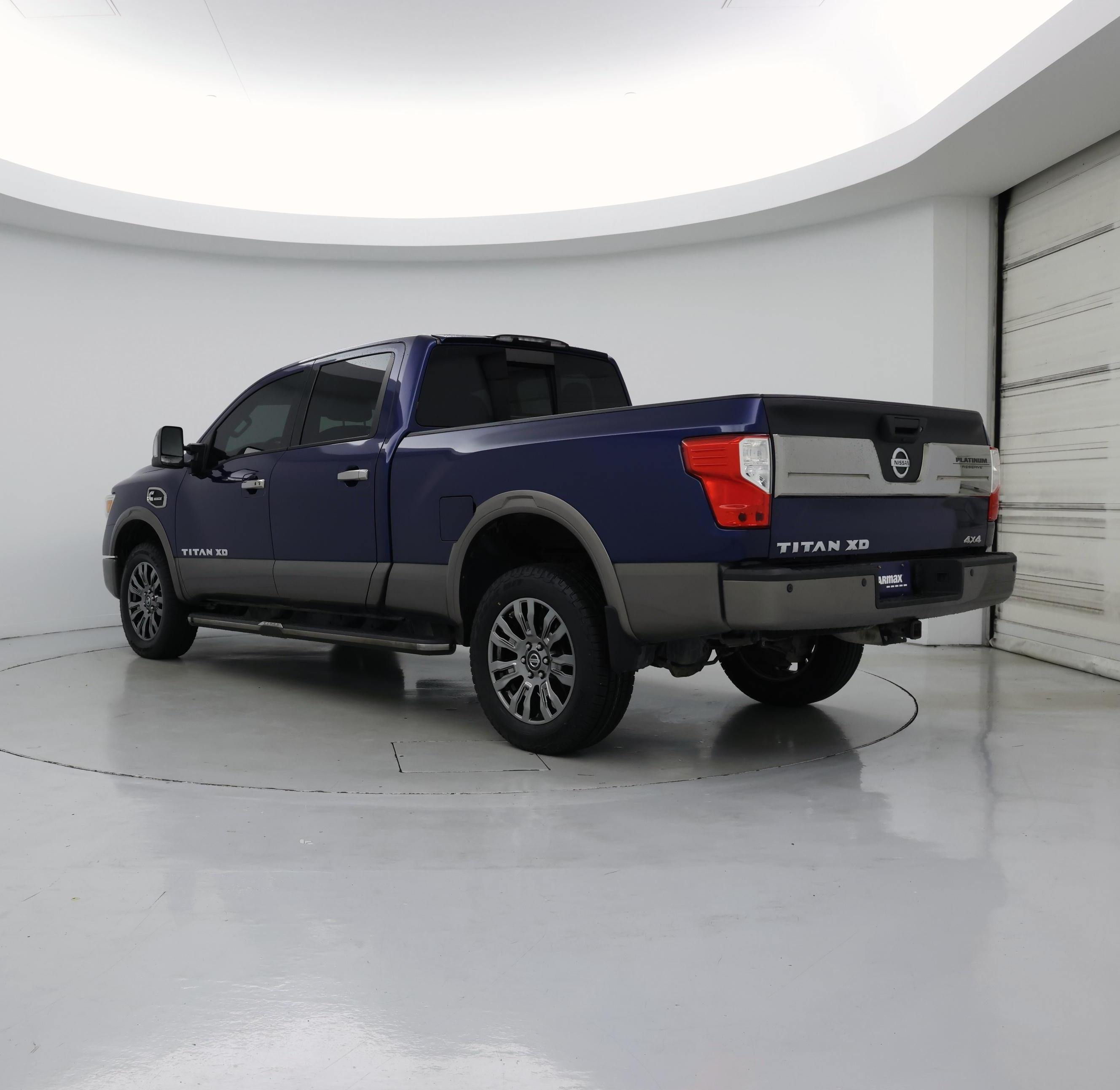 Thumbnail: 2016 Nissan Titan - 2