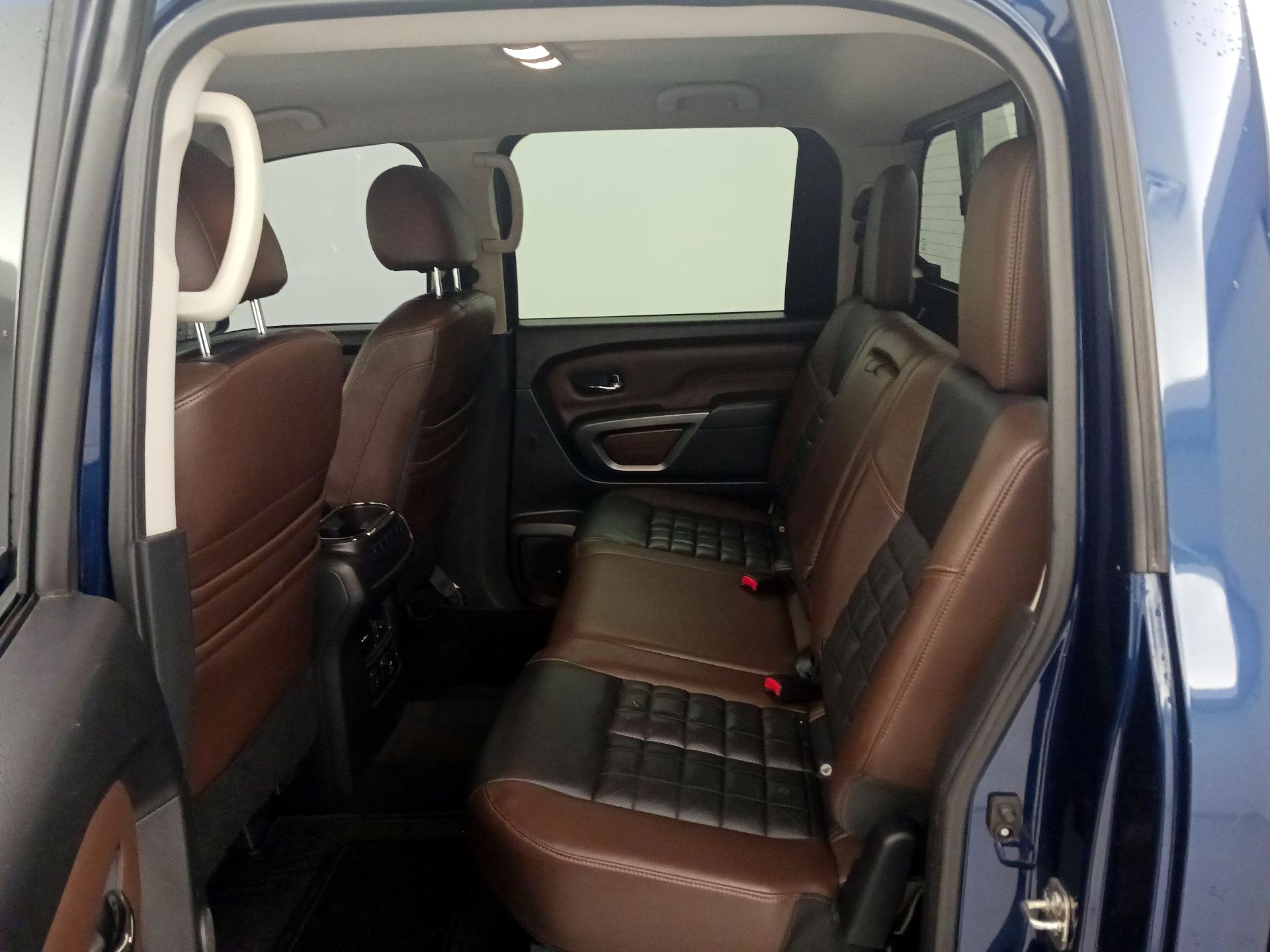 Thumbnail: 2016 Nissan Titan - 20