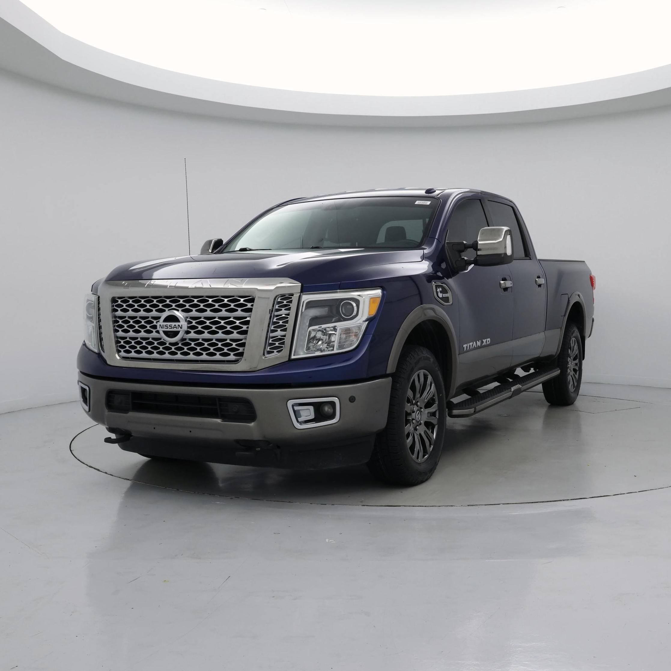 Thumbnail: 2016 Nissan Titan - 4
