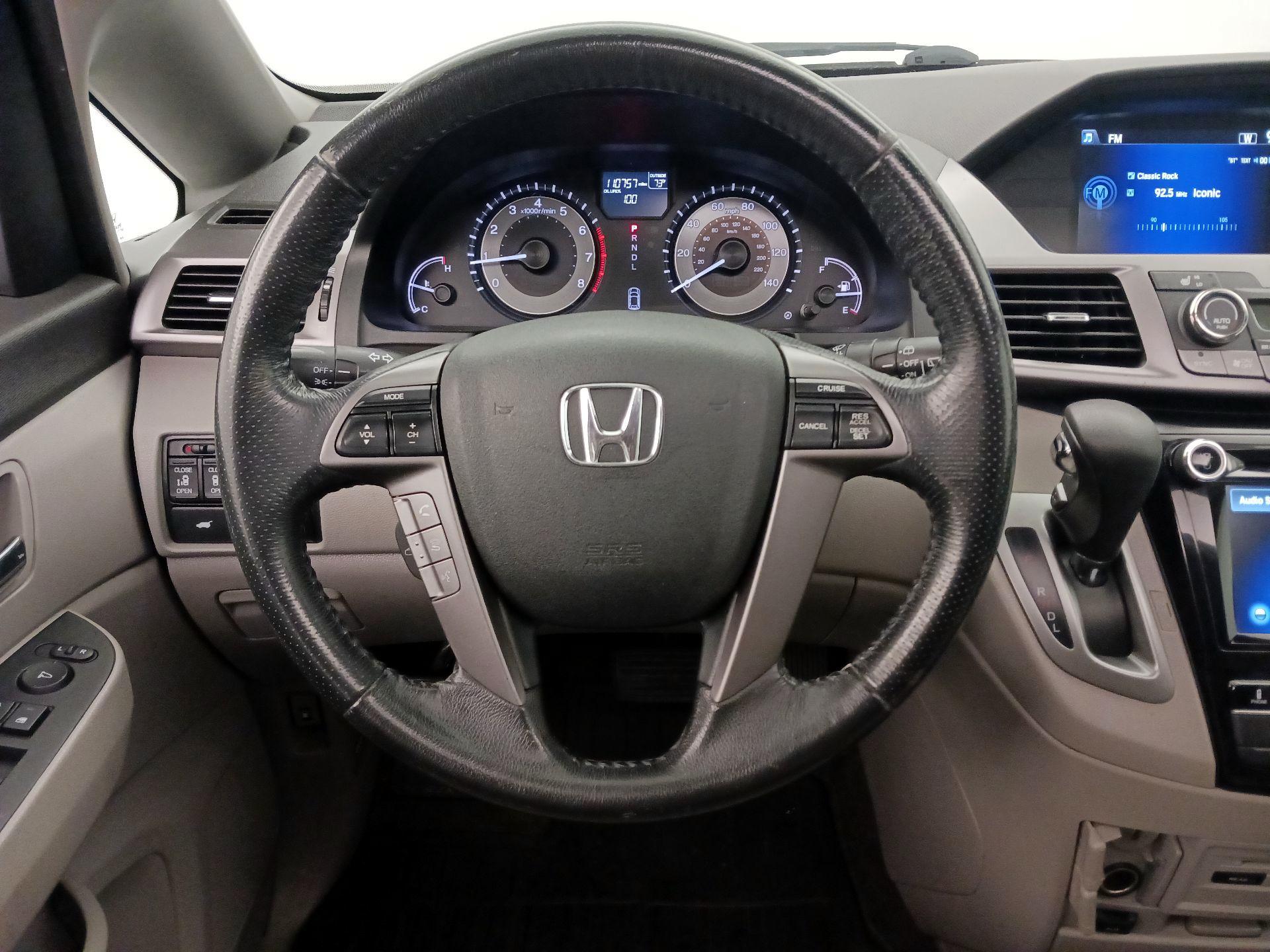 Thumbnail: 2015 Honda Odyssey - 10