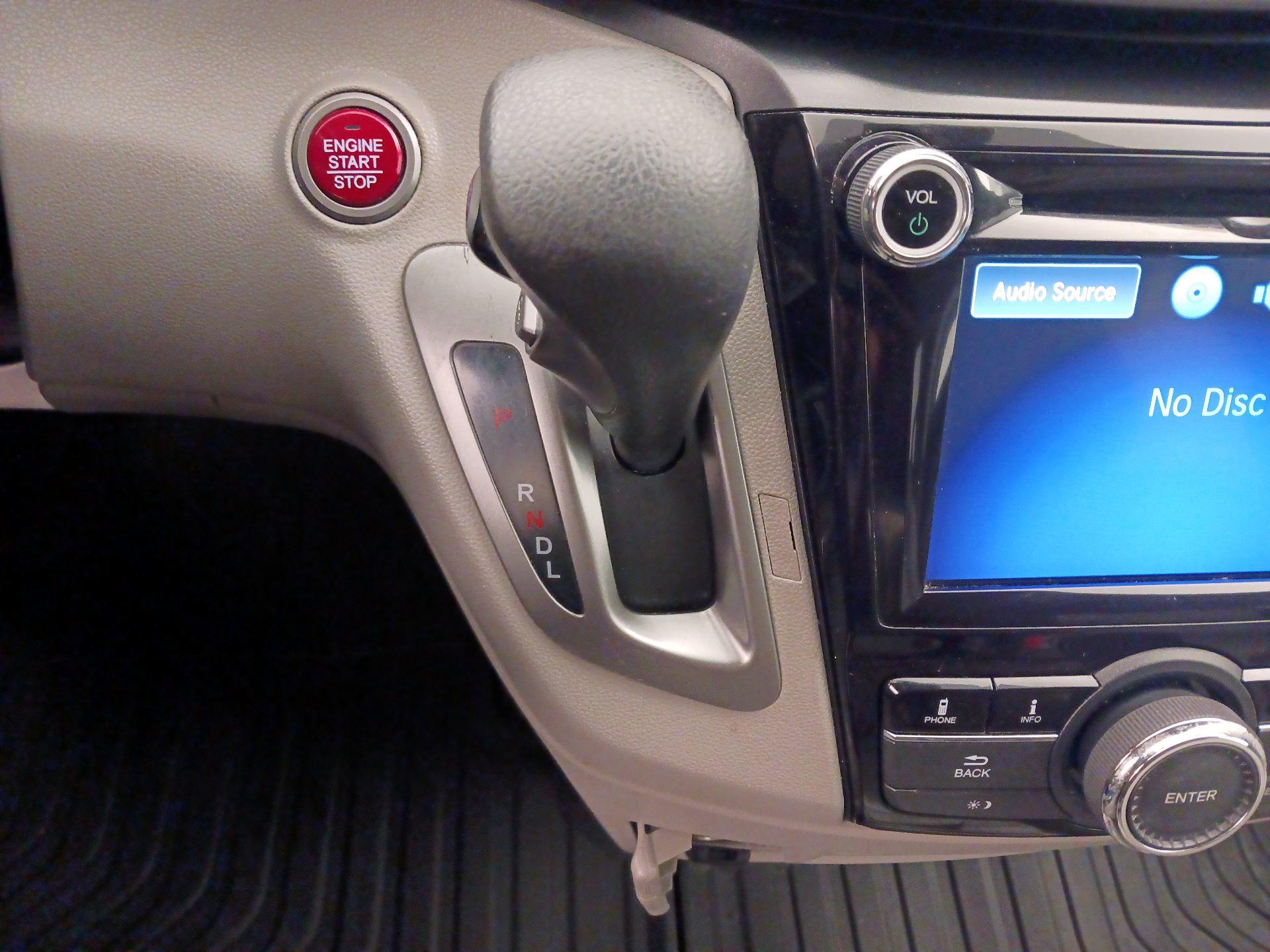 Thumbnail: 2015 Honda Odyssey - 17