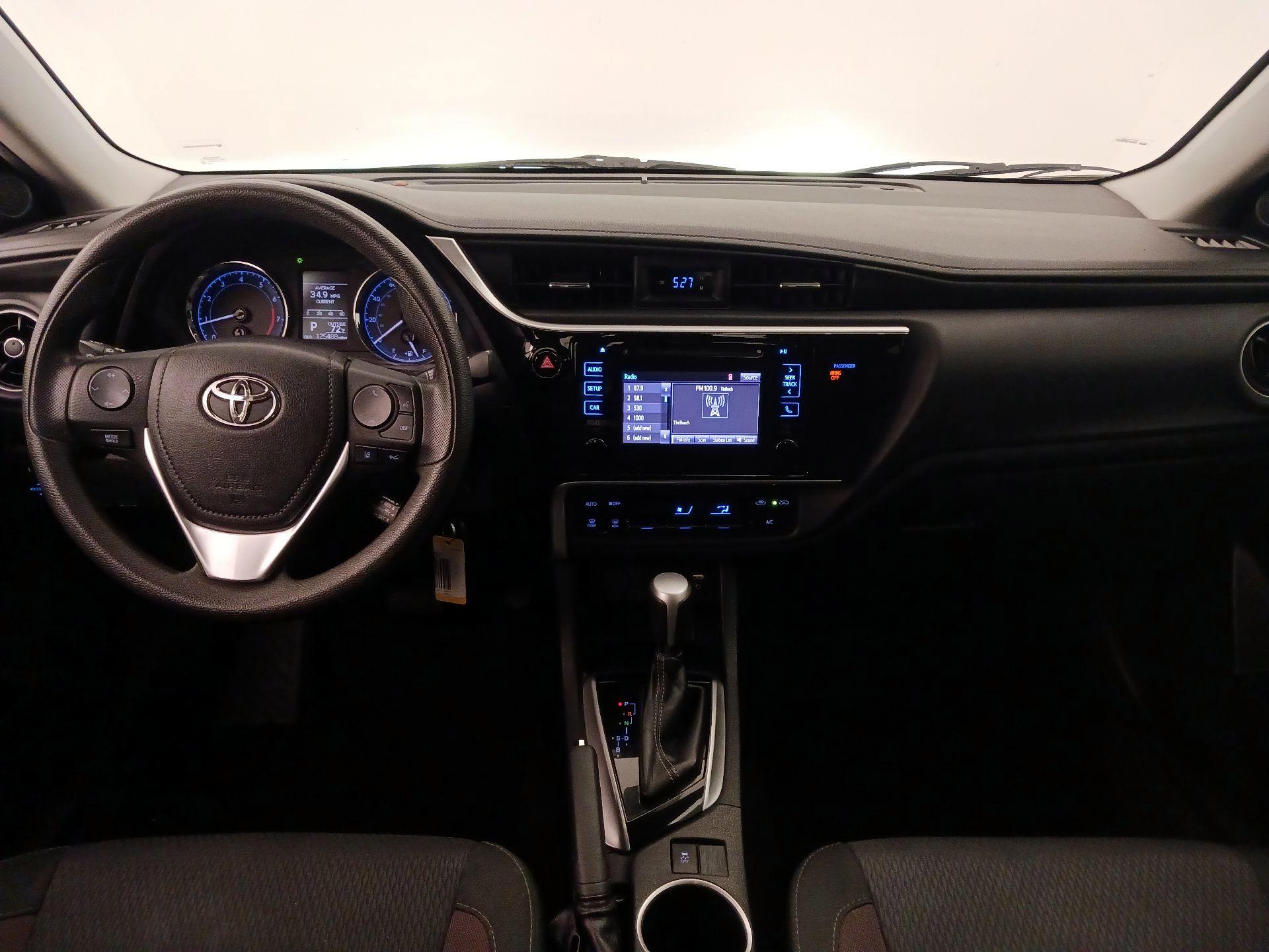 Thumbnail: 2018 Toyota Corolla - 9