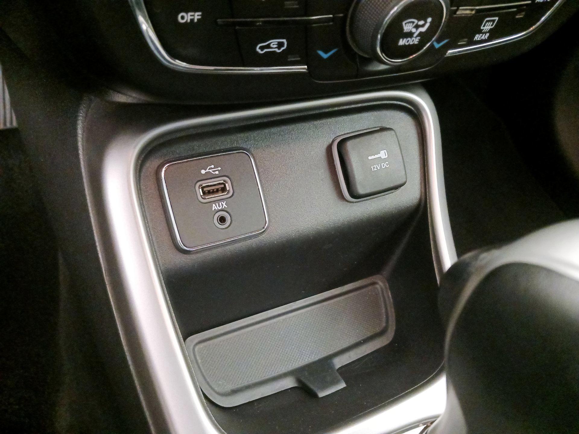 Thumbnail: 2018 Jeep Compass - 18
