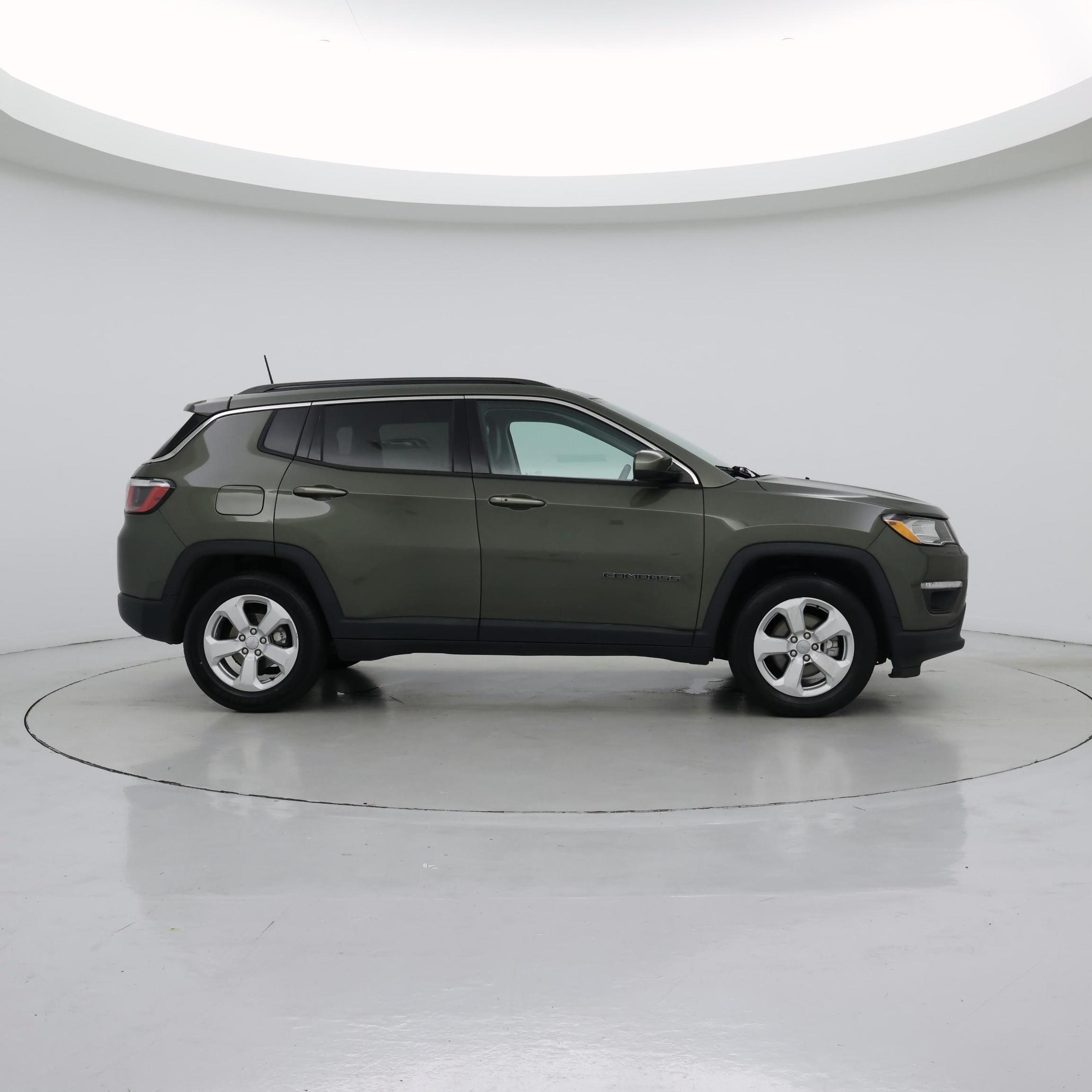 Thumbnail: 2018 Jeep Compass - 7
