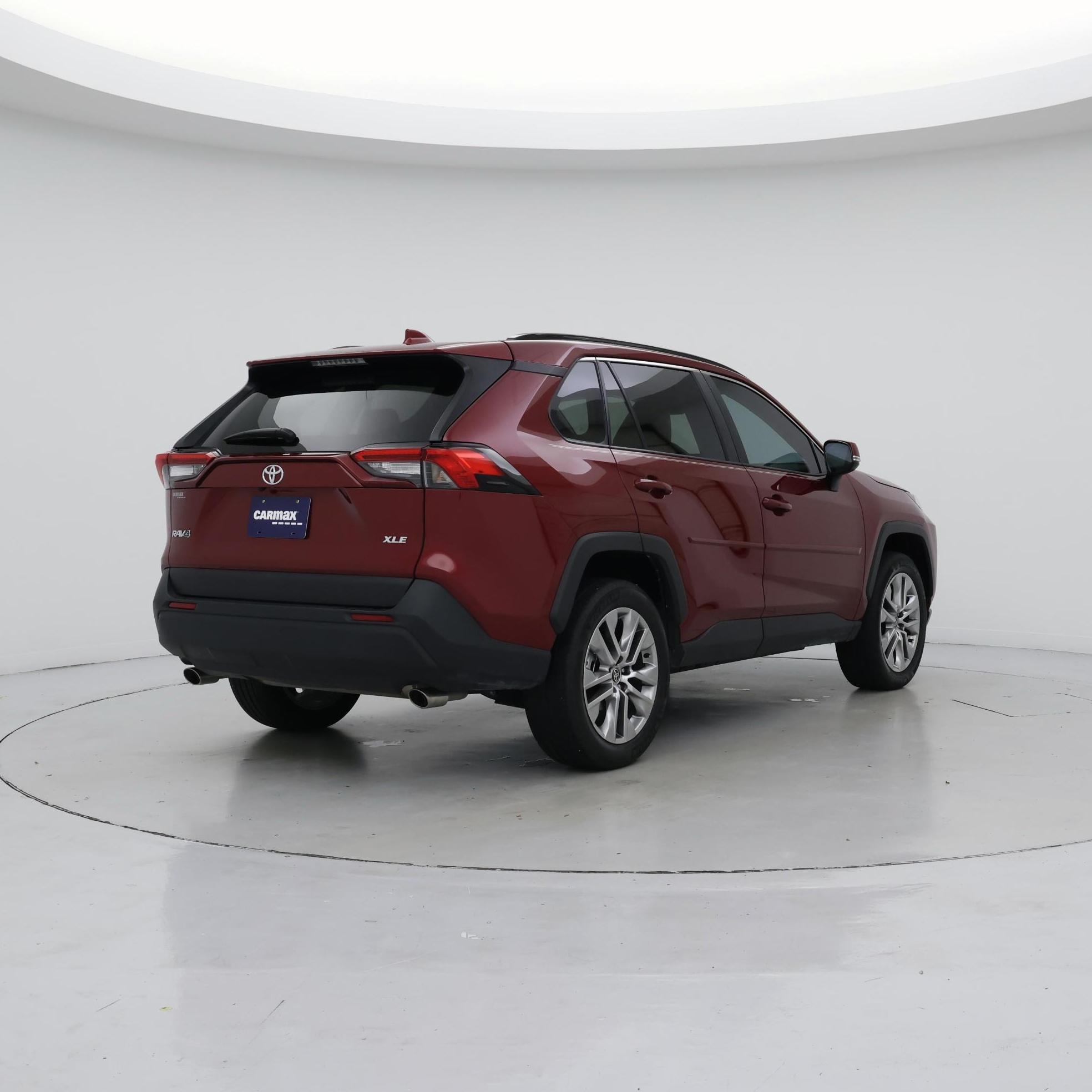 Thumbnail: 2022 Toyota RAV4 - 8