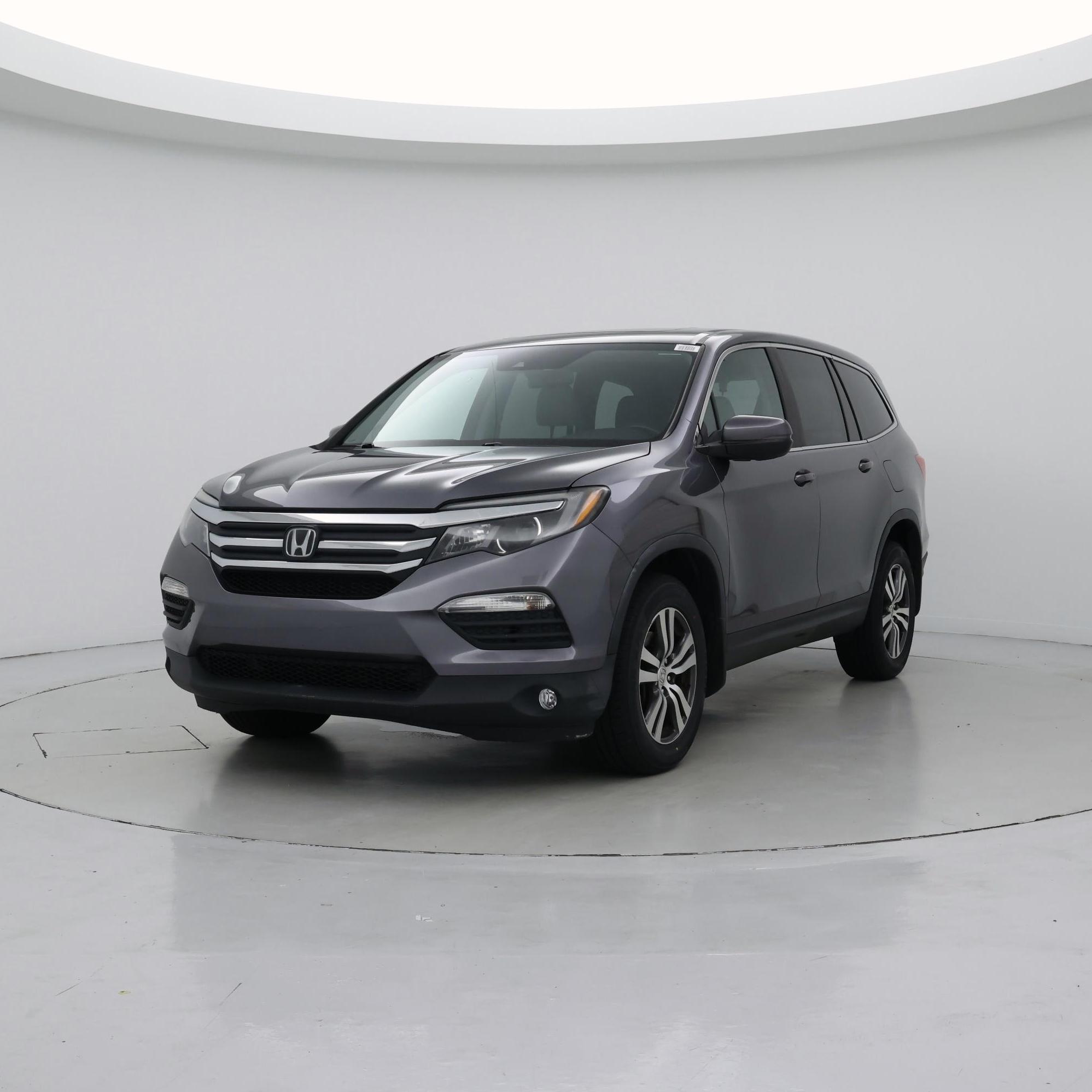 Thumbnail: 2016 Honda Pilot - 4