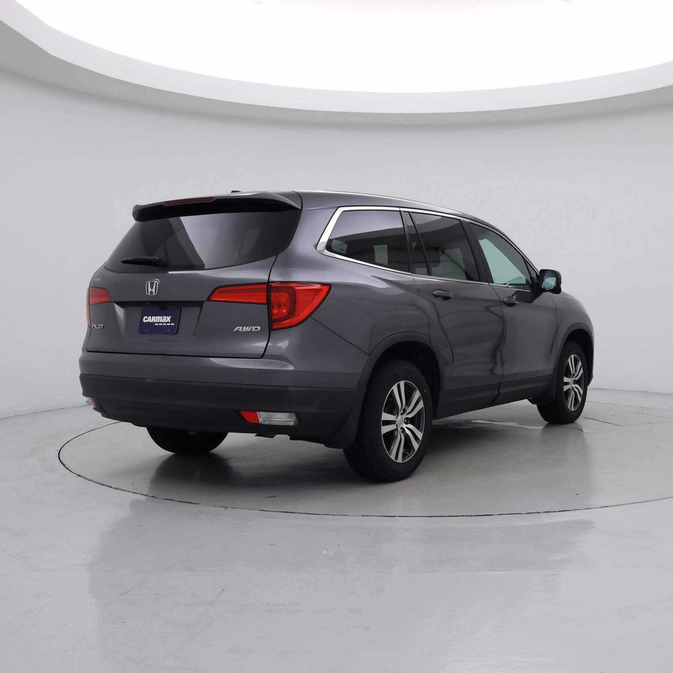 Thumbnail: 2016 Honda Pilot - 8
