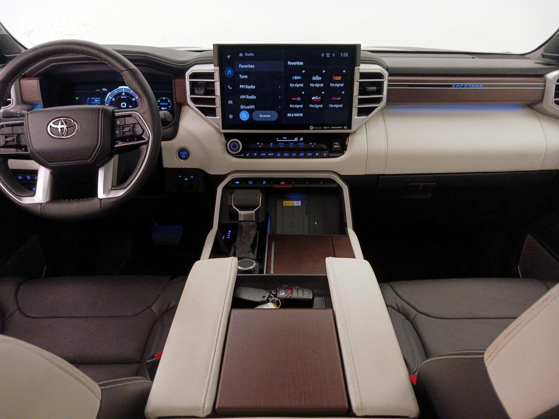 Thumbnail: 2024 Toyota Sequoia - 9