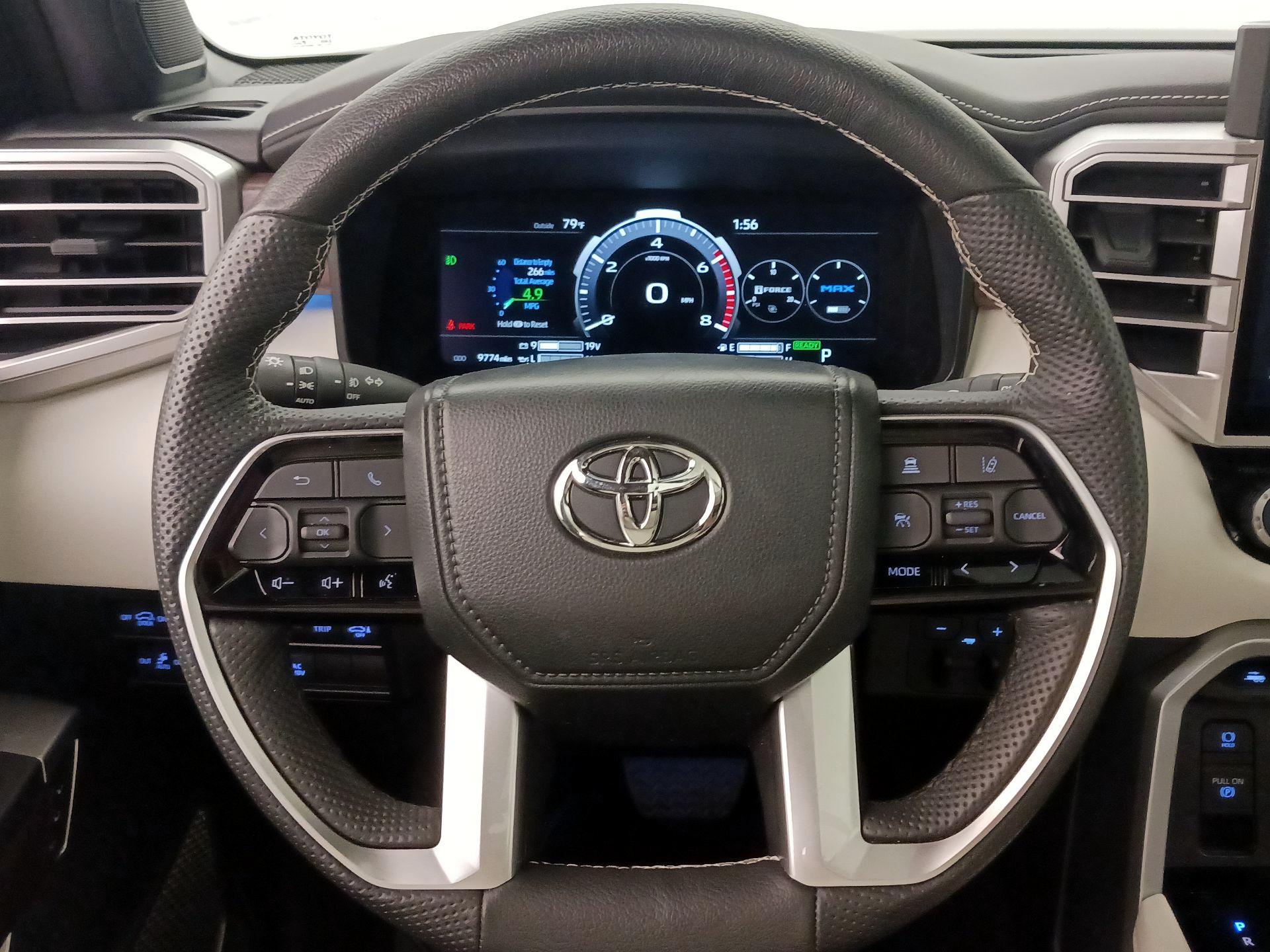 Thumbnail: 2024 Toyota Sequoia - 10