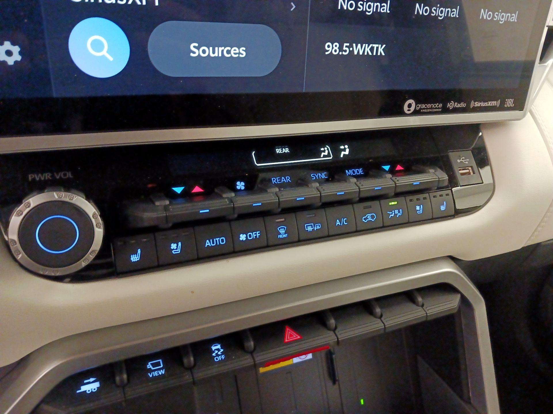 Thumbnail: 2024 Toyota Sequoia - 16