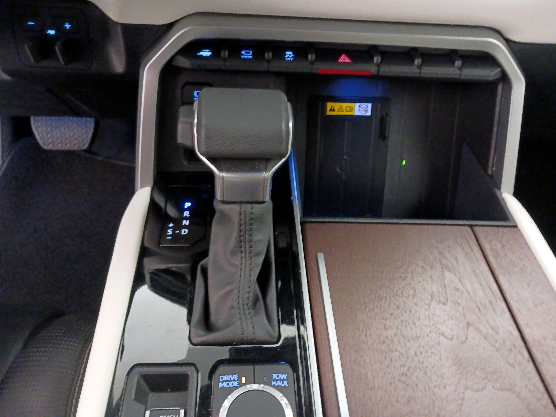 Thumbnail: 2024 Toyota Sequoia - 17