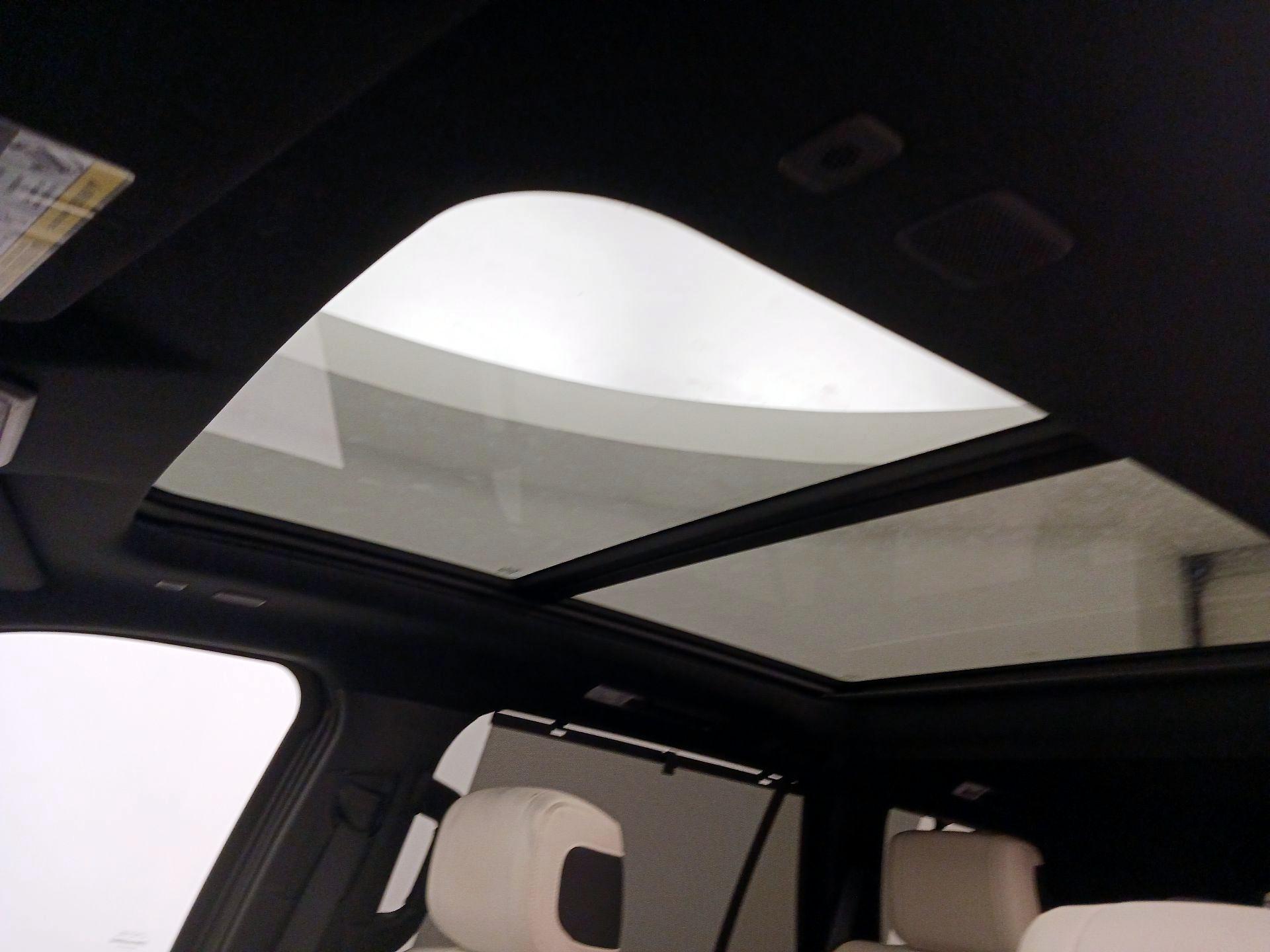 Thumbnail: 2024 Toyota Sequoia - 19
