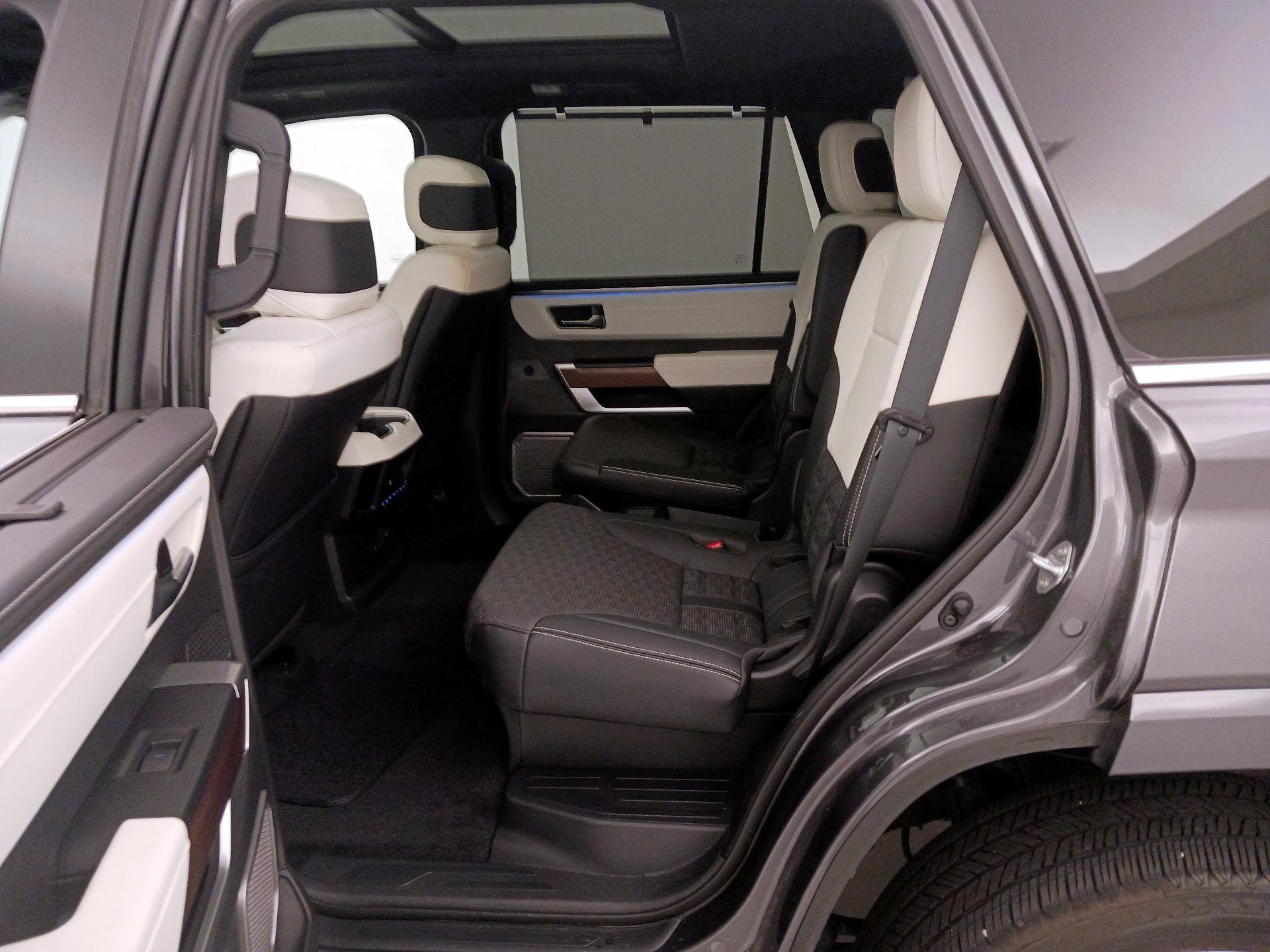 Thumbnail: 2024 Toyota Sequoia - 20
