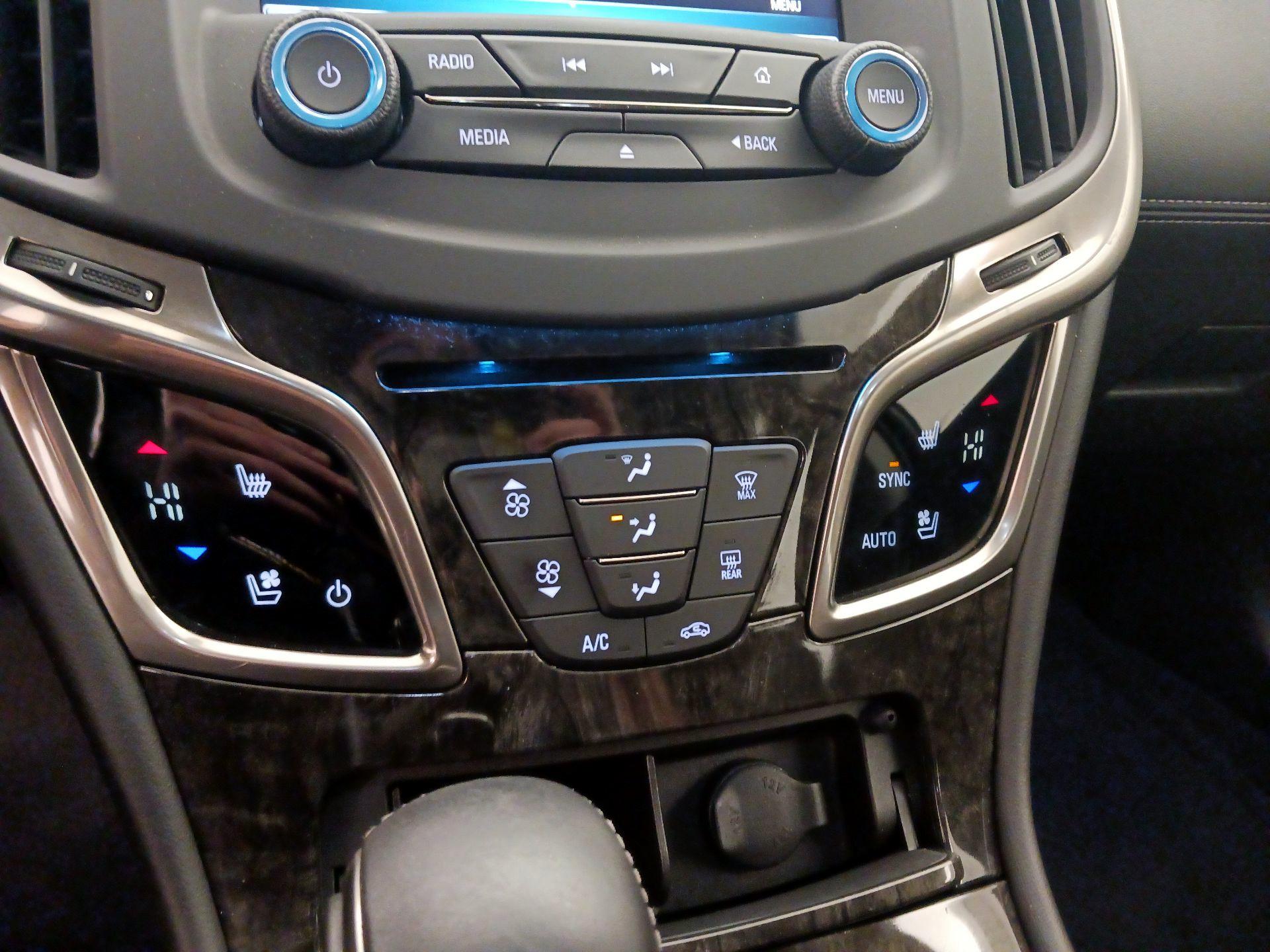 Thumbnail: 2014 Buick LaCrosse - 16