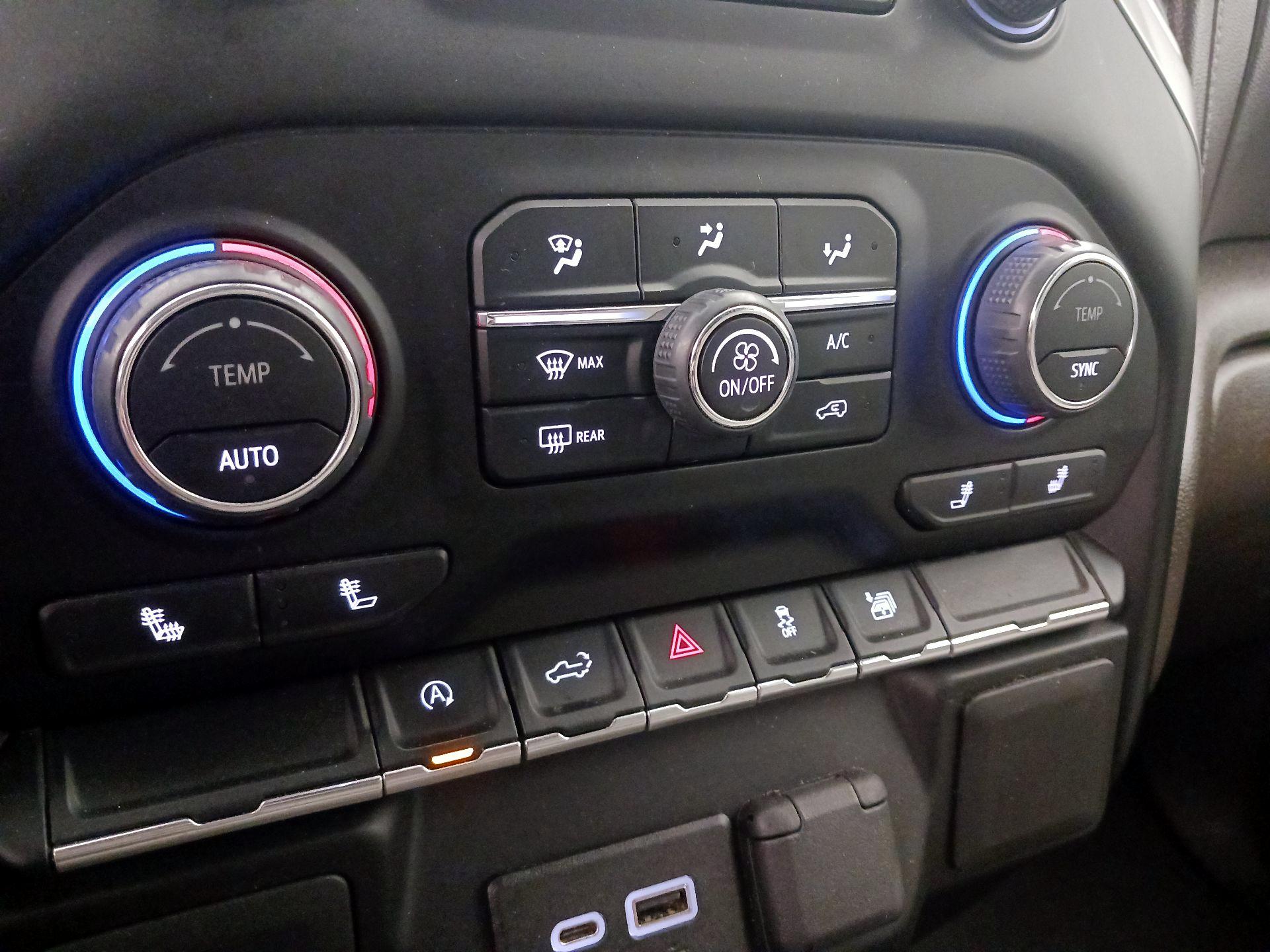 Thumbnail: 2022 Chevrolet Silverado 1500 - 16