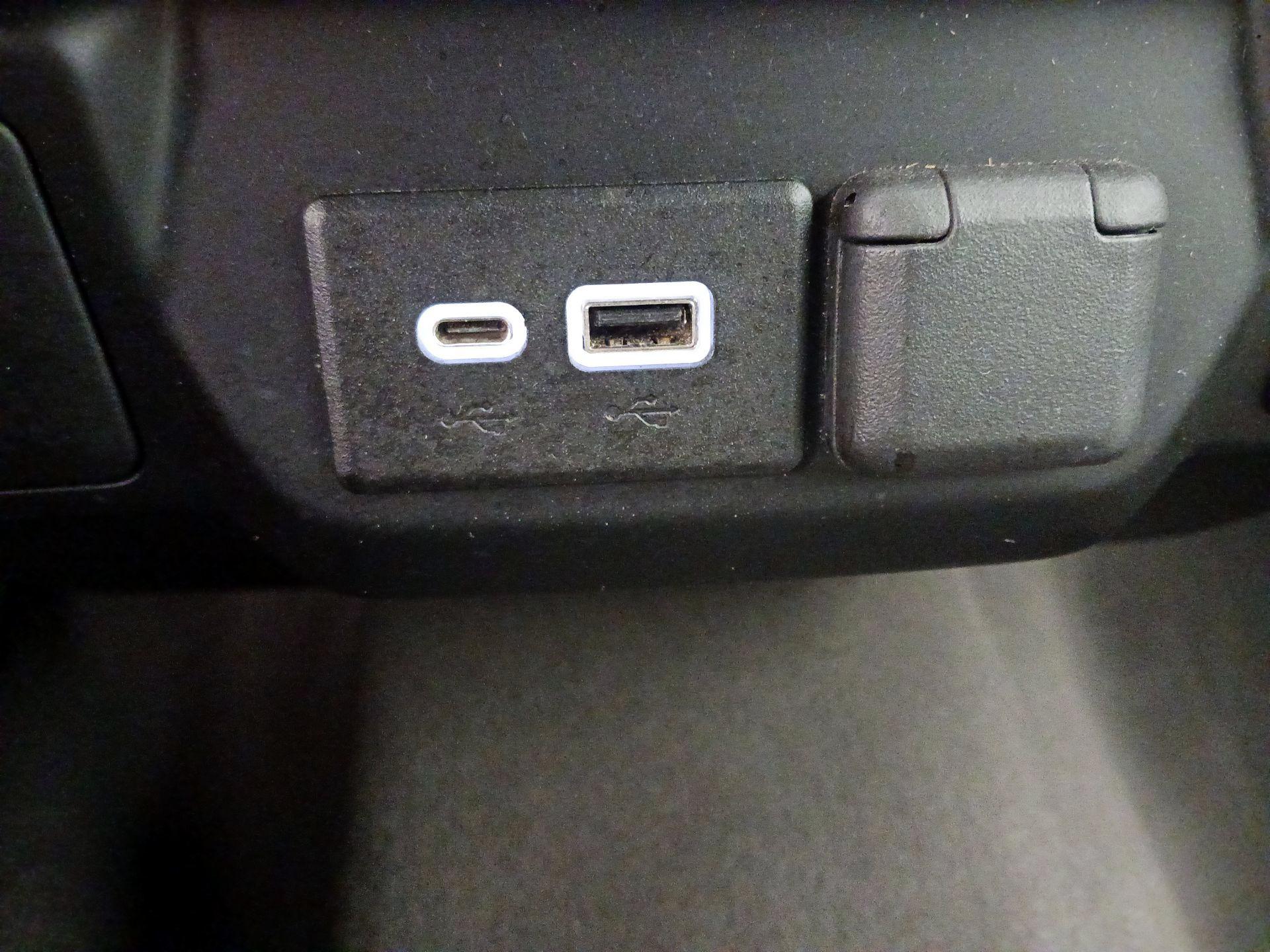 Thumbnail: 2022 Chevrolet Silverado 1500 - 18