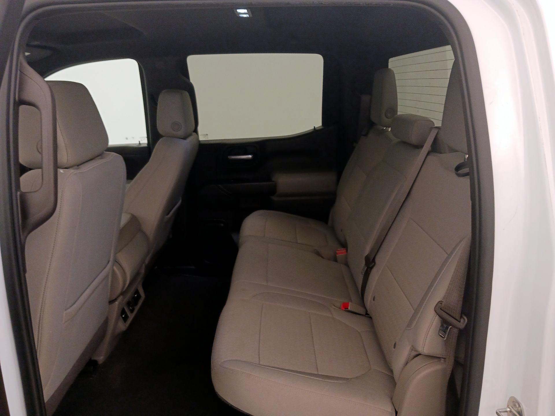 Thumbnail: 2022 Chevrolet Silverado 1500 - 19