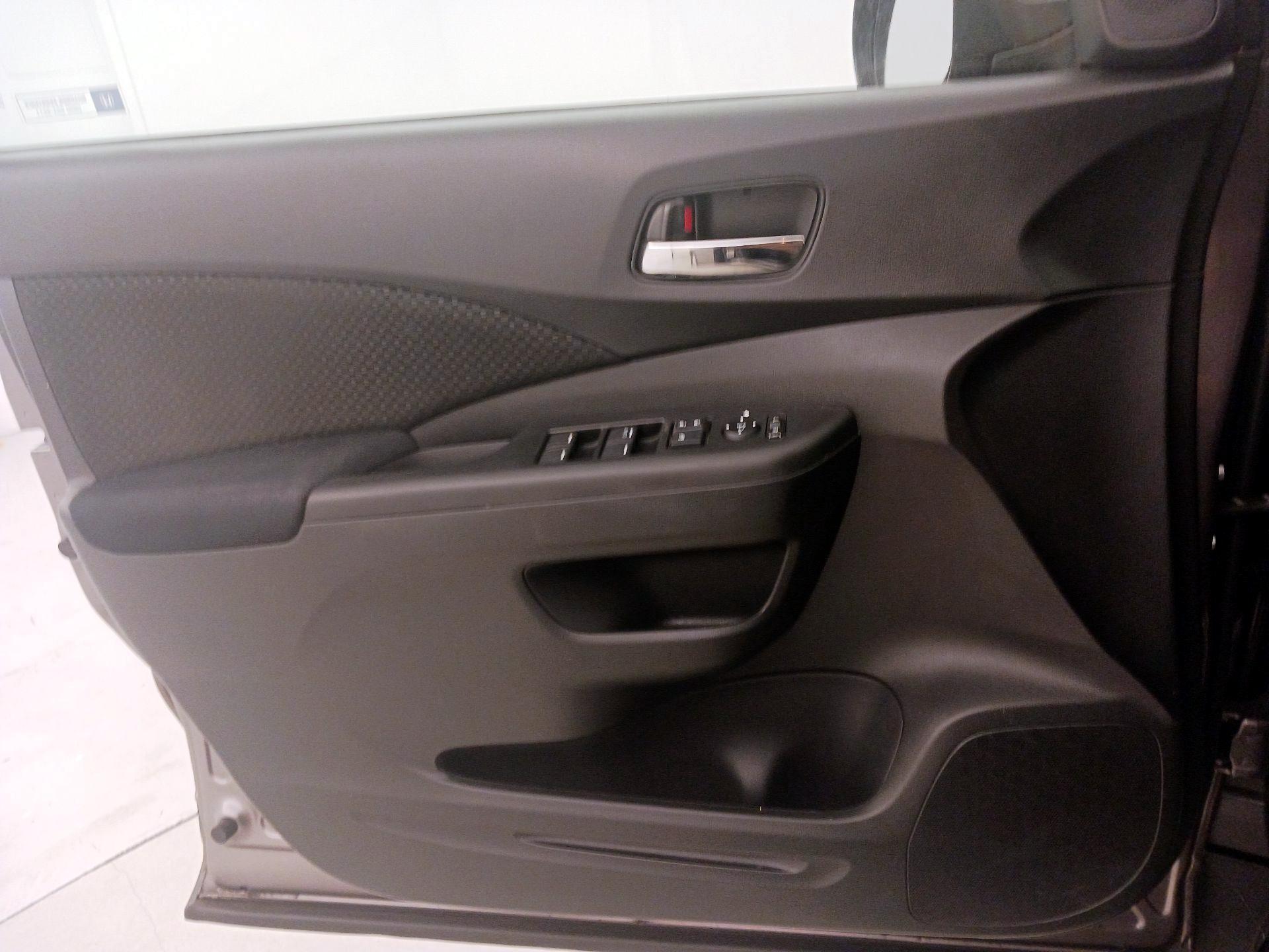 Thumbnail: 2016 Honda CR-V - 12