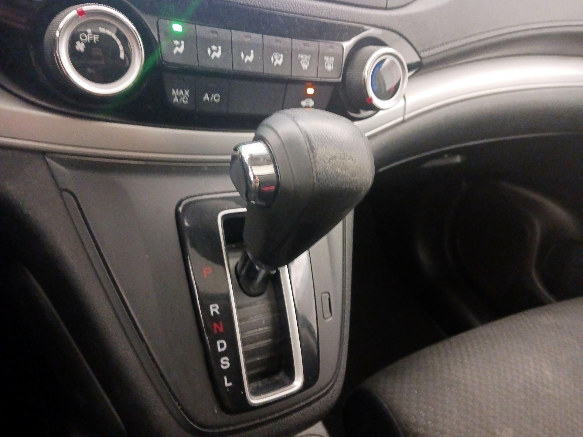 Thumbnail: 2016 Honda CR-V - 17