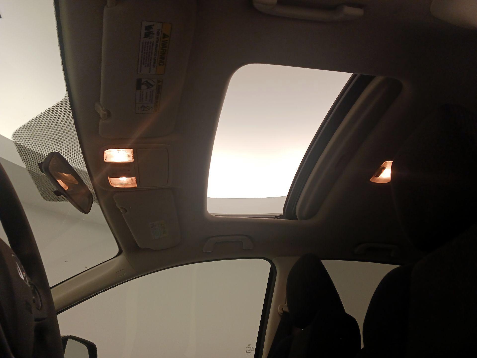 Thumbnail: 2016 Honda CR-V - 19