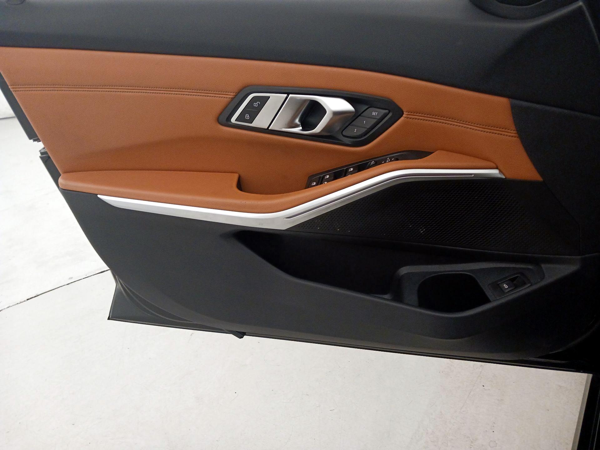 Thumbnail: 2020 BMW 3 Series - 12