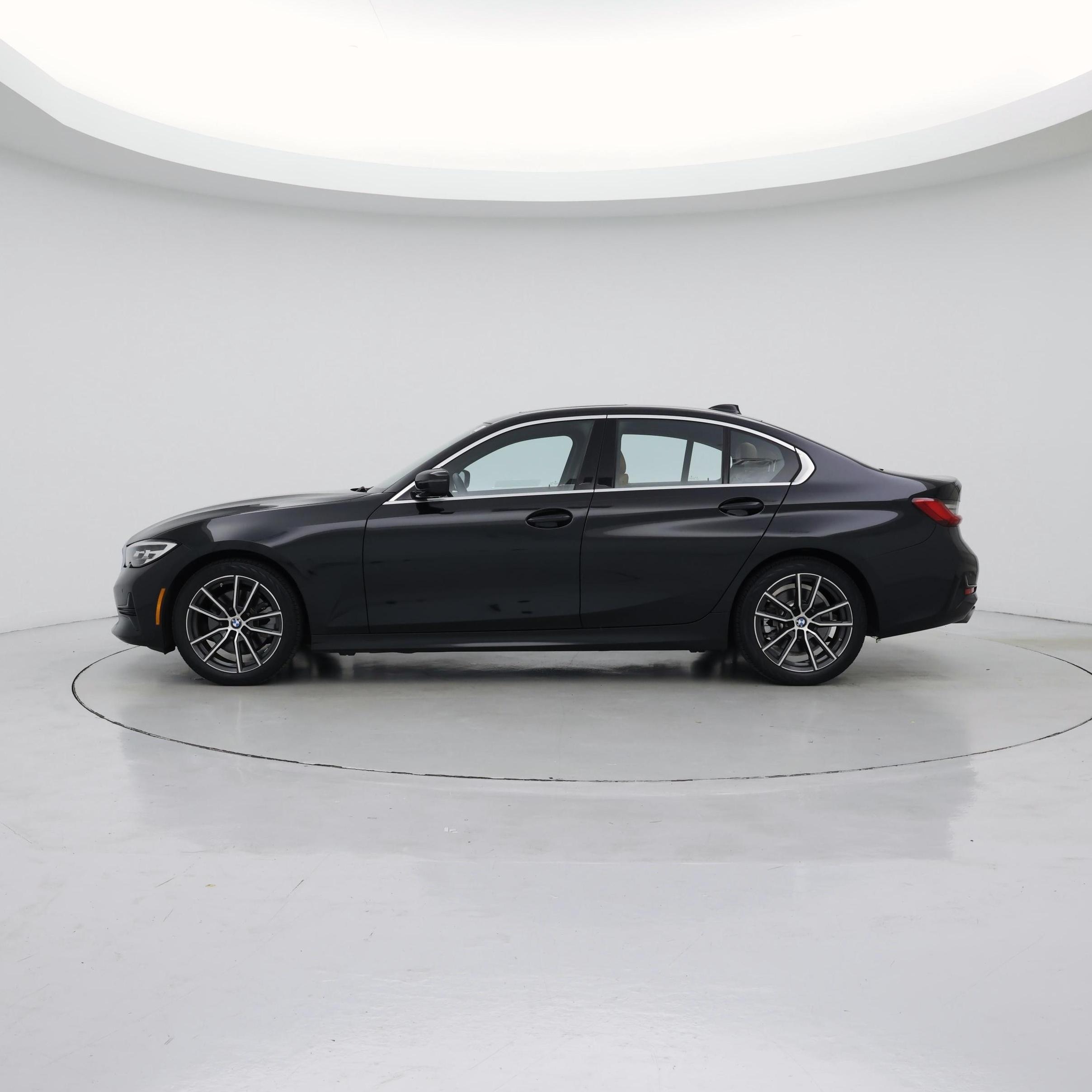 Thumbnail: 2020 BMW 3 Series - 3