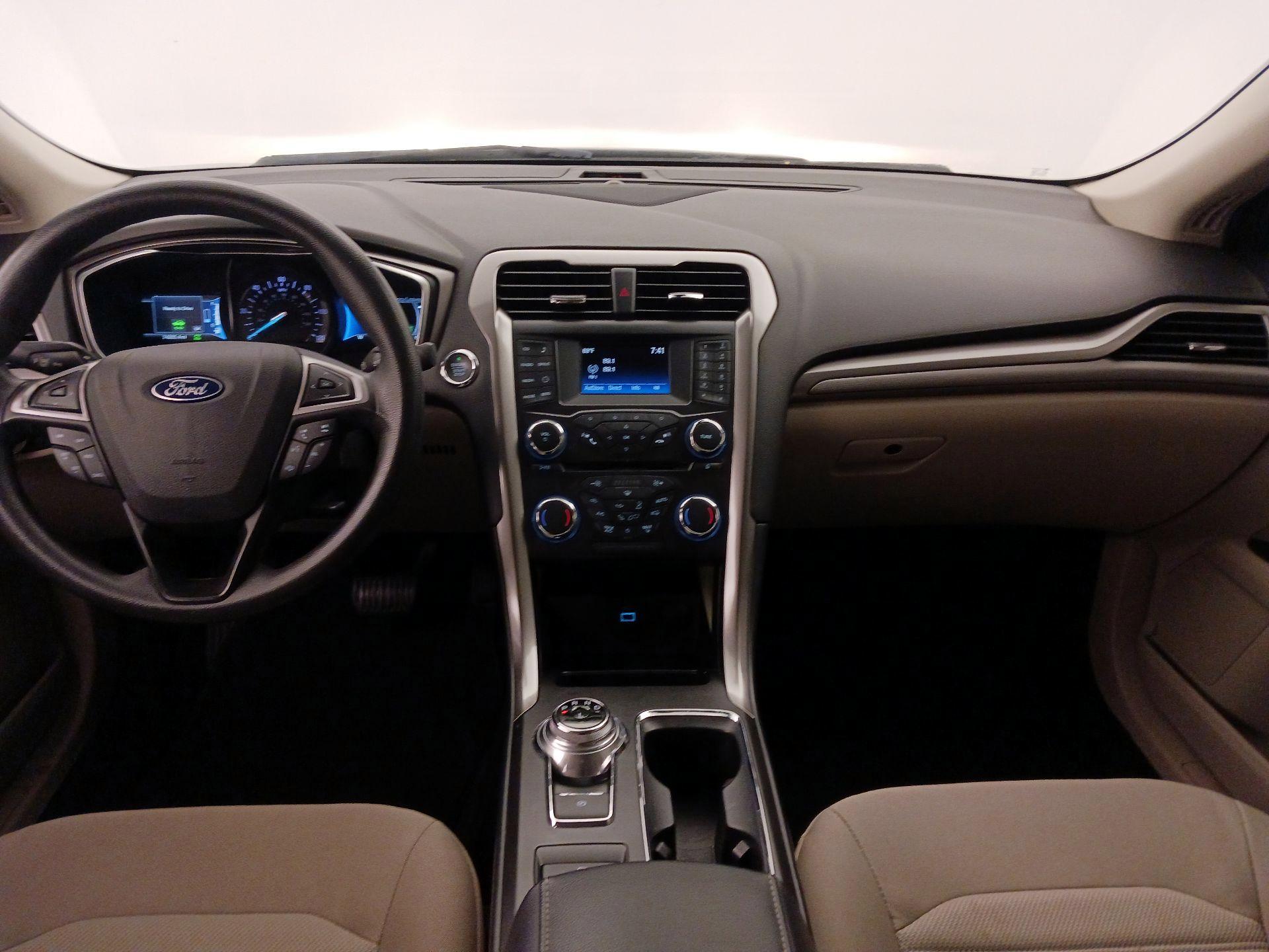 Thumbnail: 2018 Ford Fusion - 9