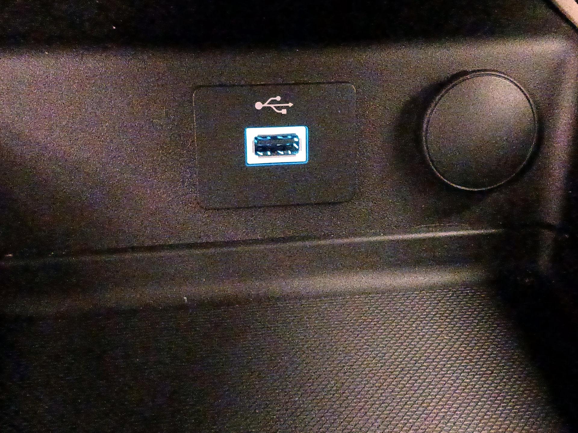 Thumbnail: 2018 Ford Fusion - 18