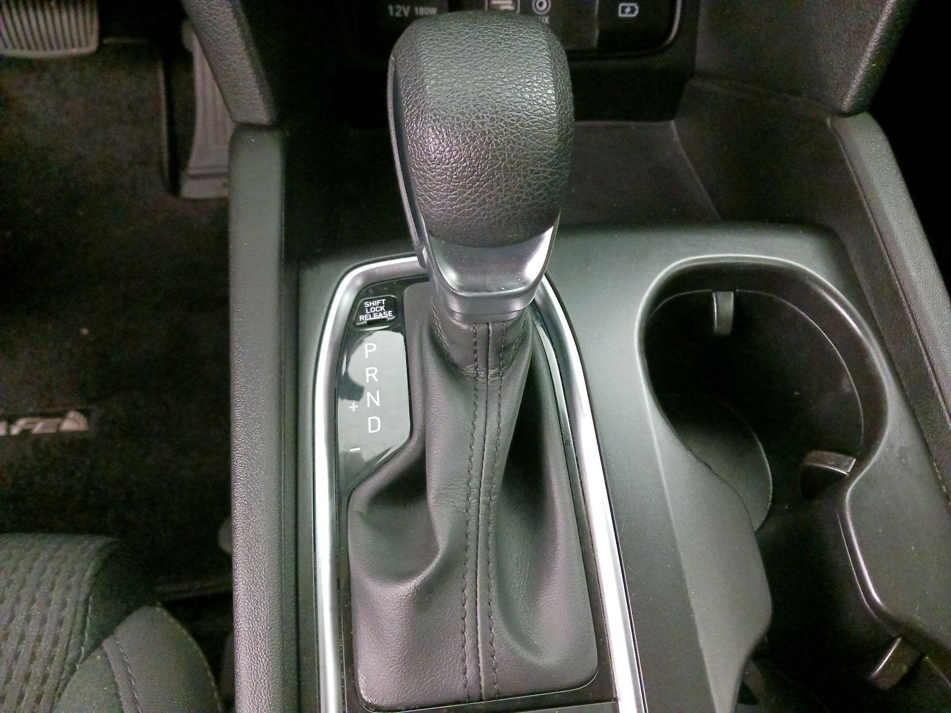 Thumbnail: 2020 Hyundai Santa Fe - 17