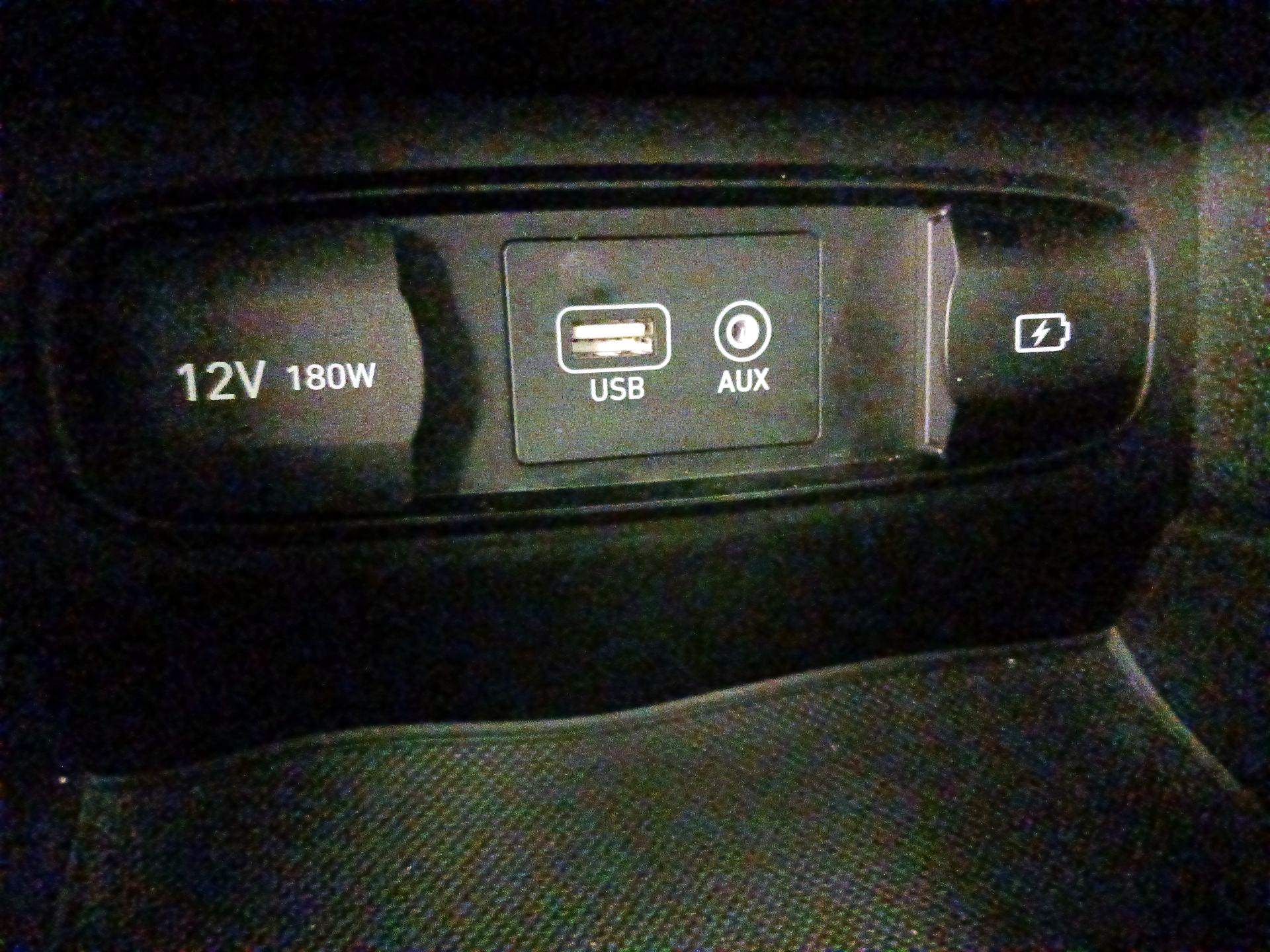 Thumbnail: 2020 Hyundai Santa Fe - 18