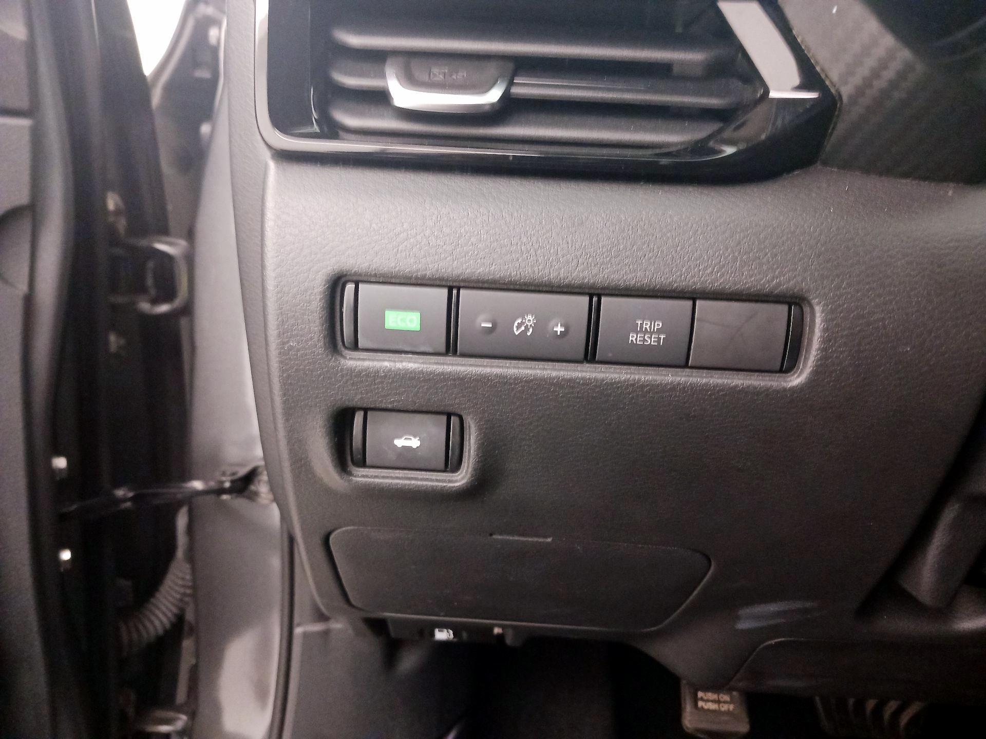 Thumbnail: 2021 Nissan Sentra - 13