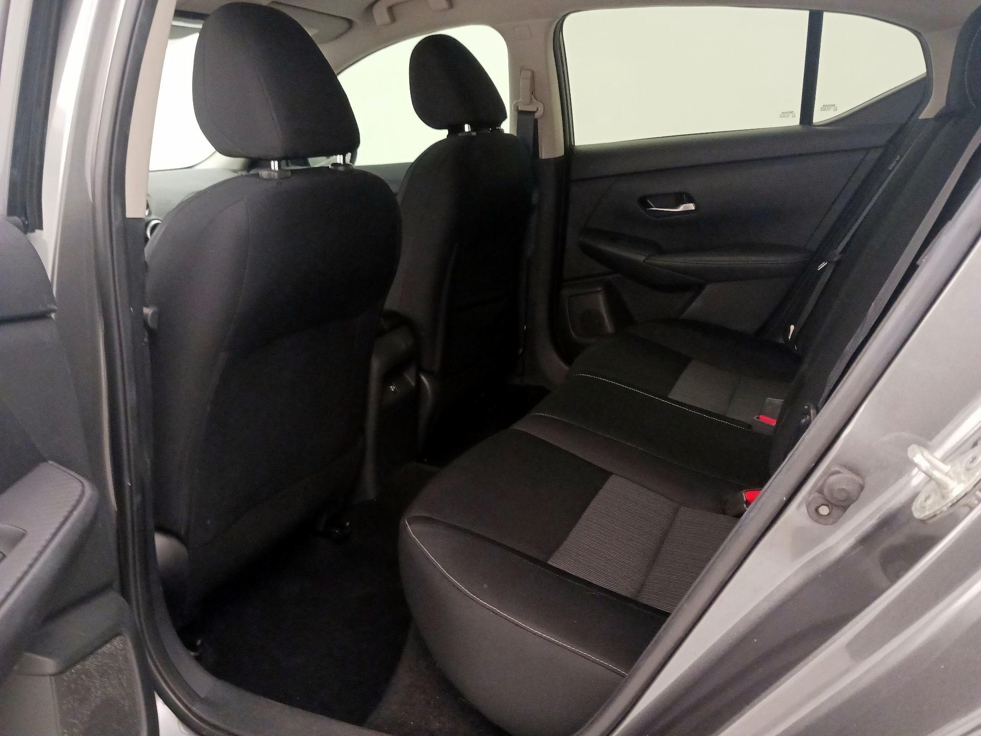 Thumbnail: 2021 Nissan Sentra - 19