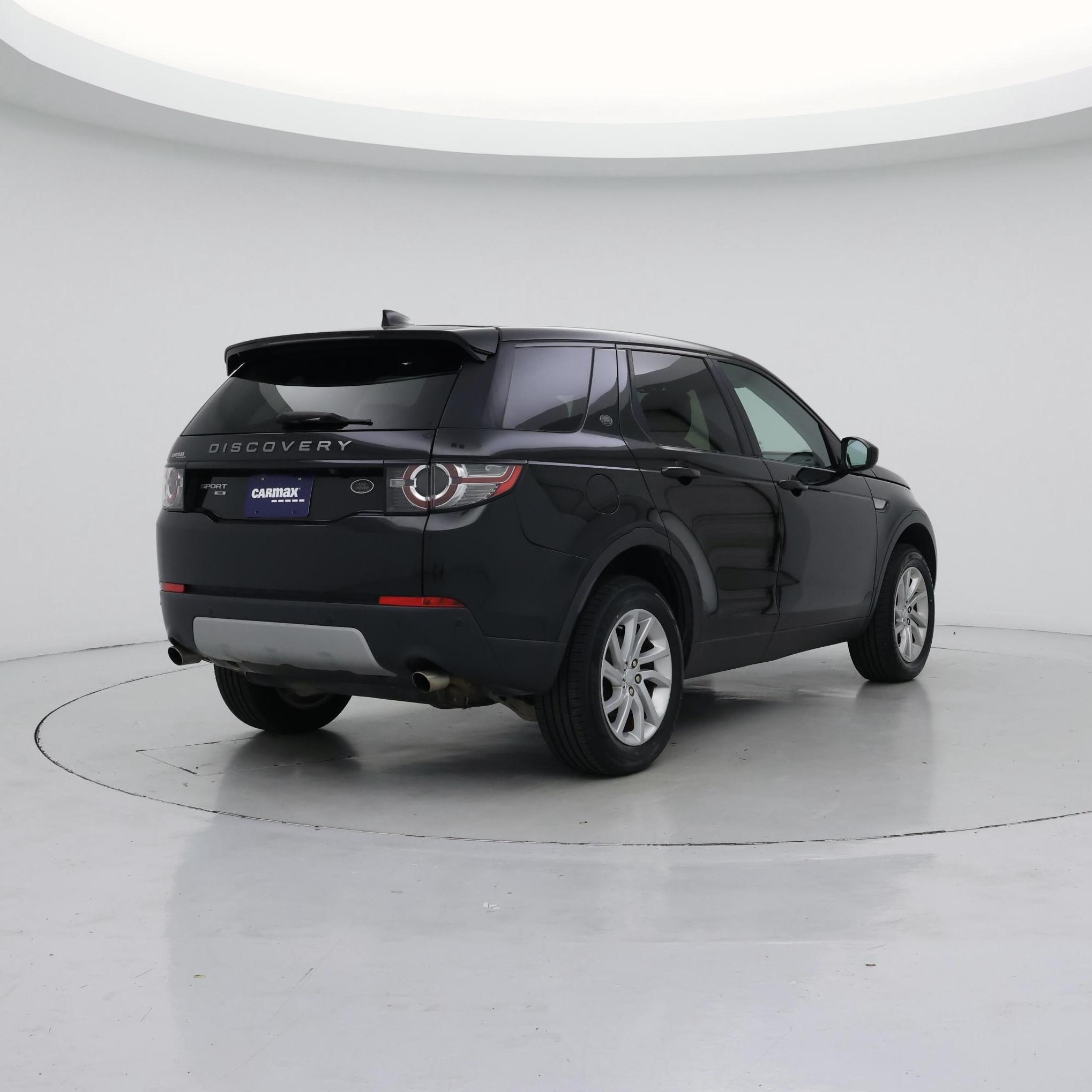 Thumbnail: 2017 Land Rover Discovery Sport - 8