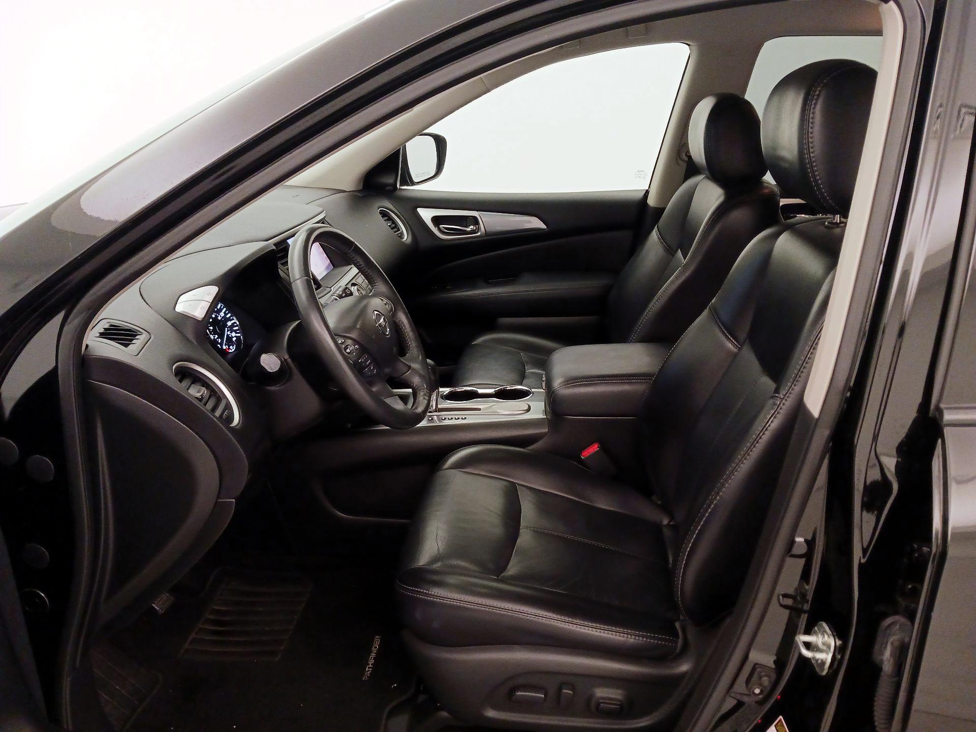 Thumbnail: 2018 Nissan Pathfinder - 11