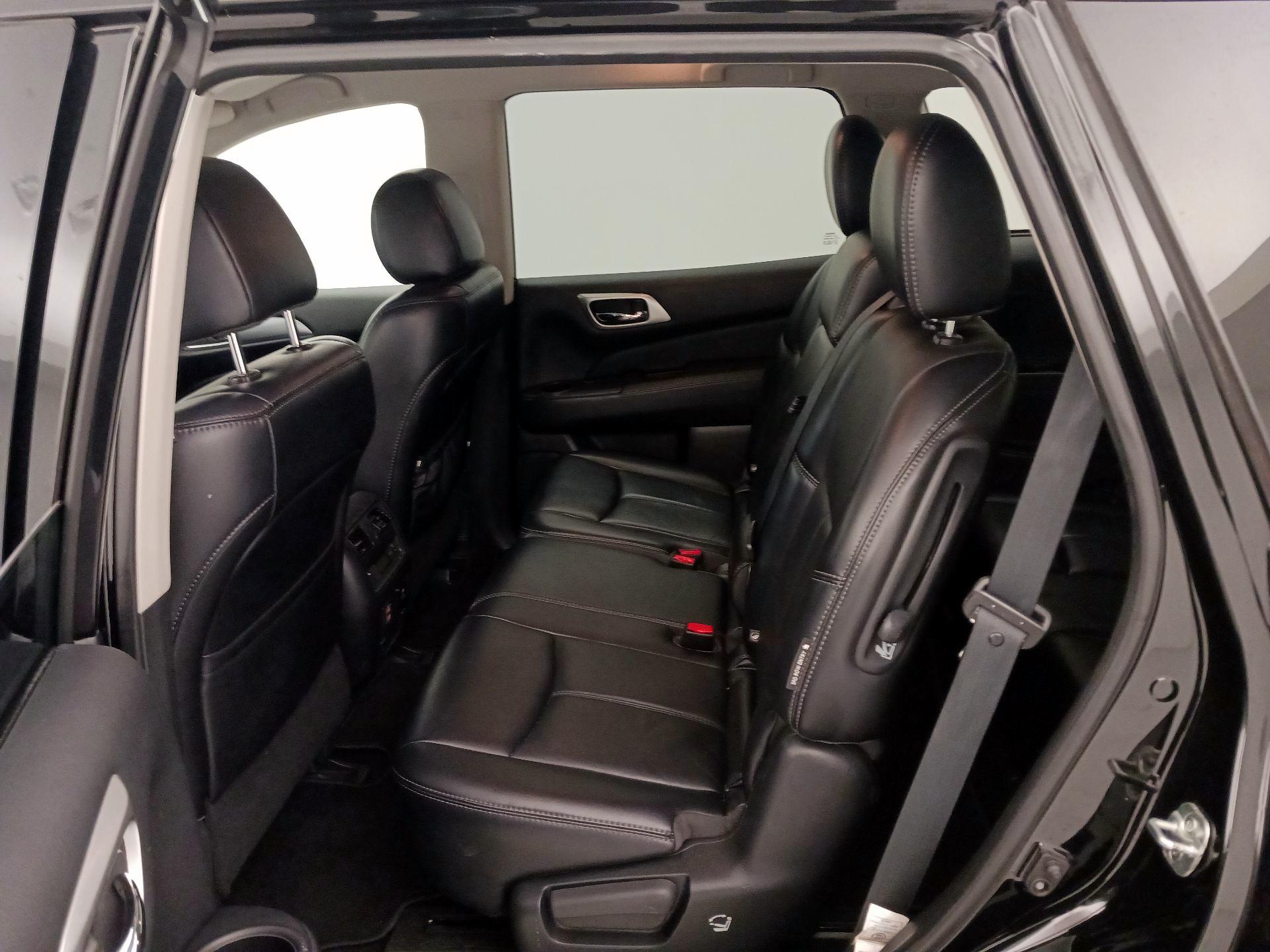 Thumbnail: 2018 Nissan Pathfinder - 20