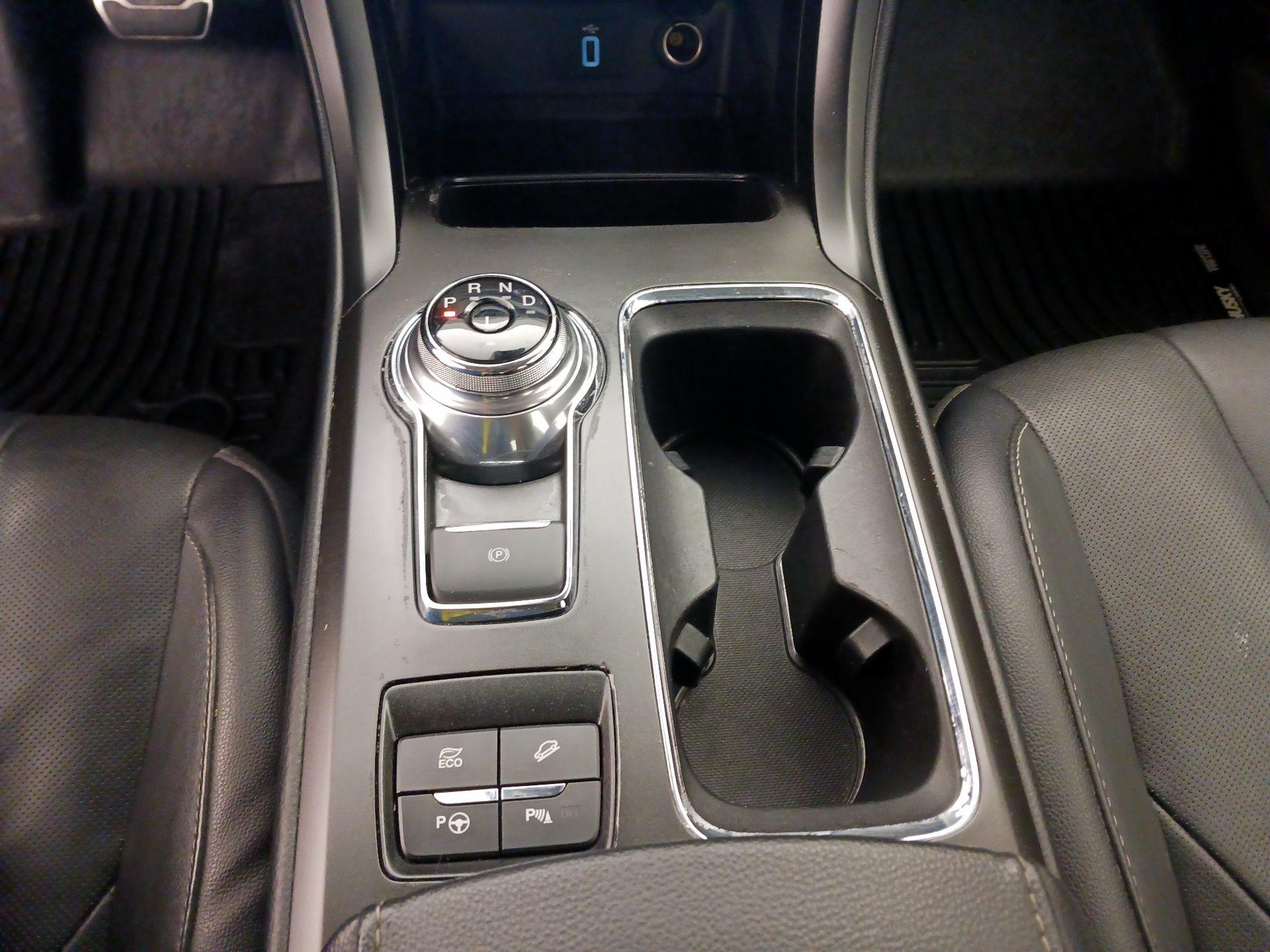 Thumbnail: 2018 Ford Fusion - 18