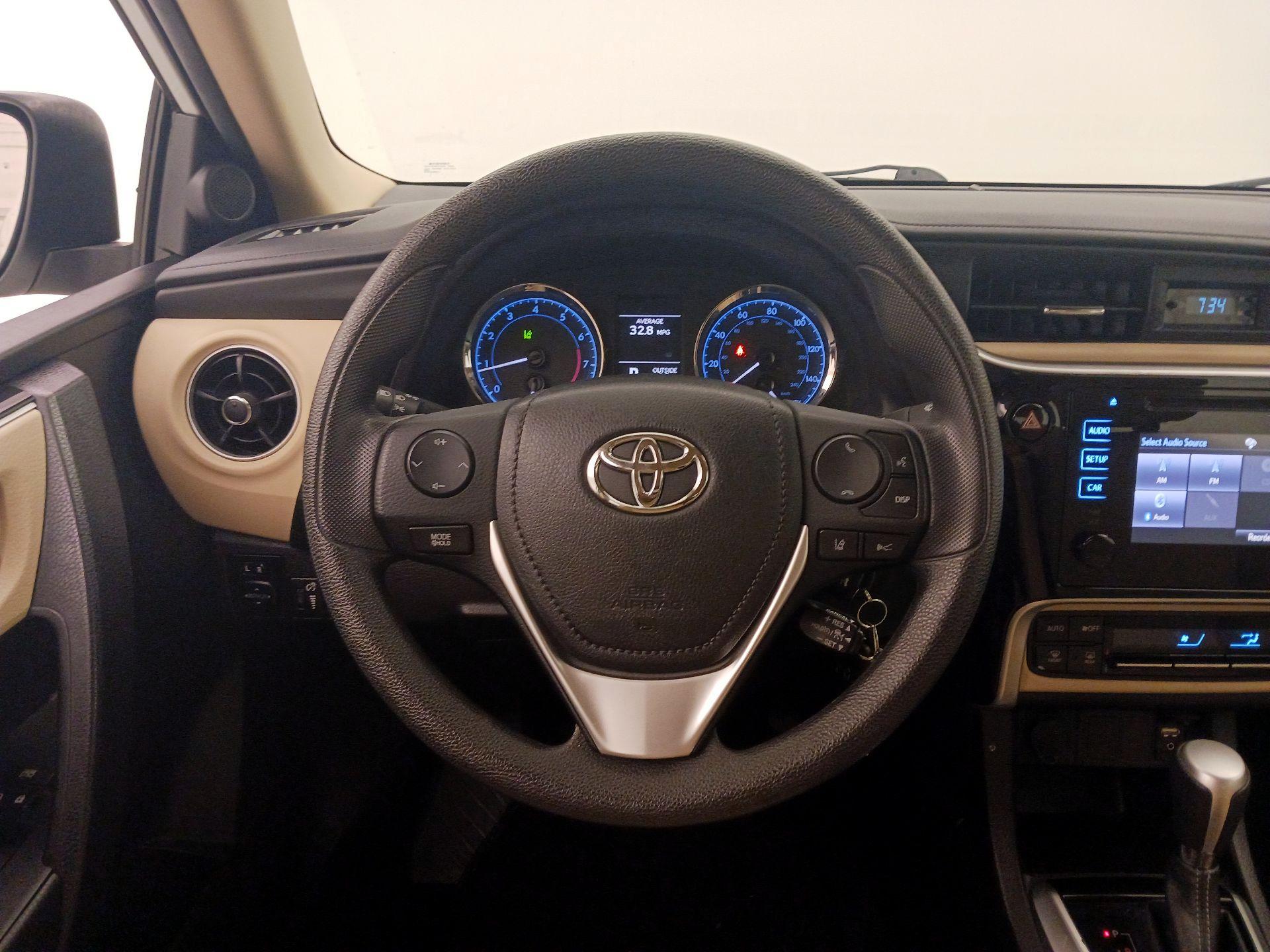 Thumbnail: 2017 Toyota Corolla - 10