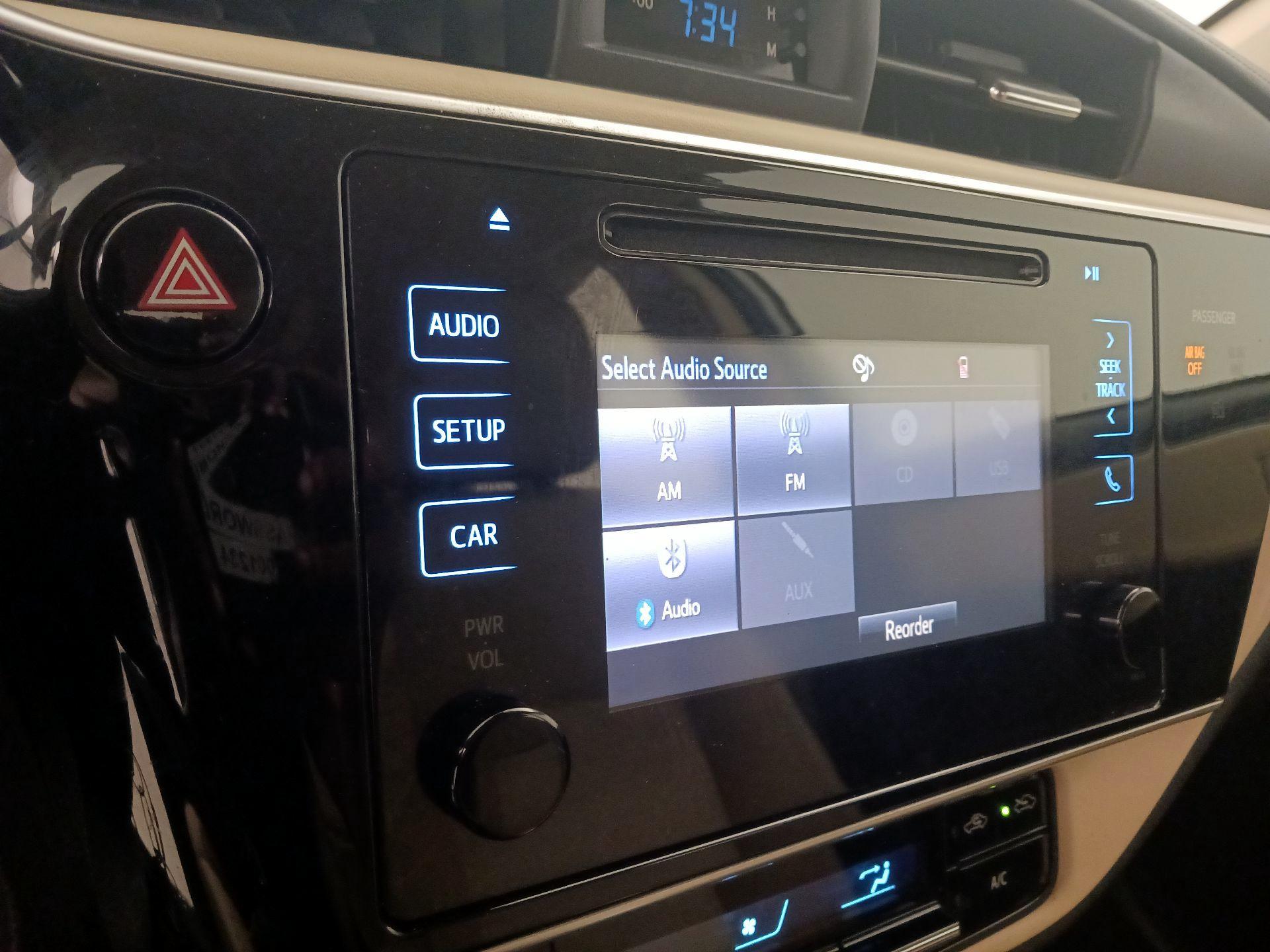 Thumbnail: 2017 Toyota Corolla - 15