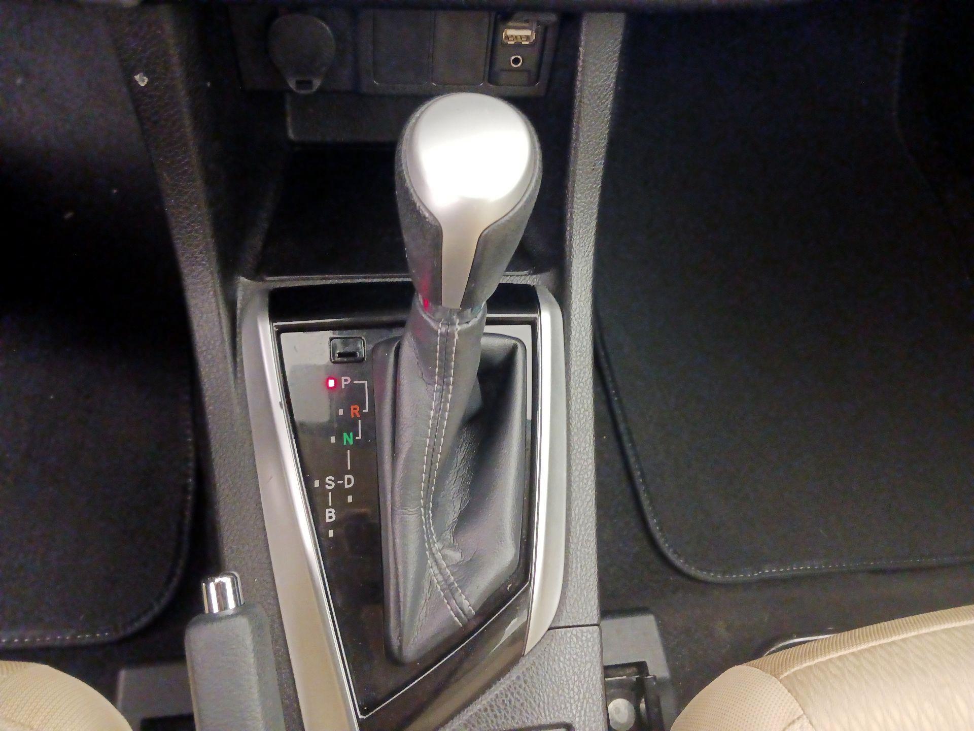 Thumbnail: 2017 Toyota Corolla - 17