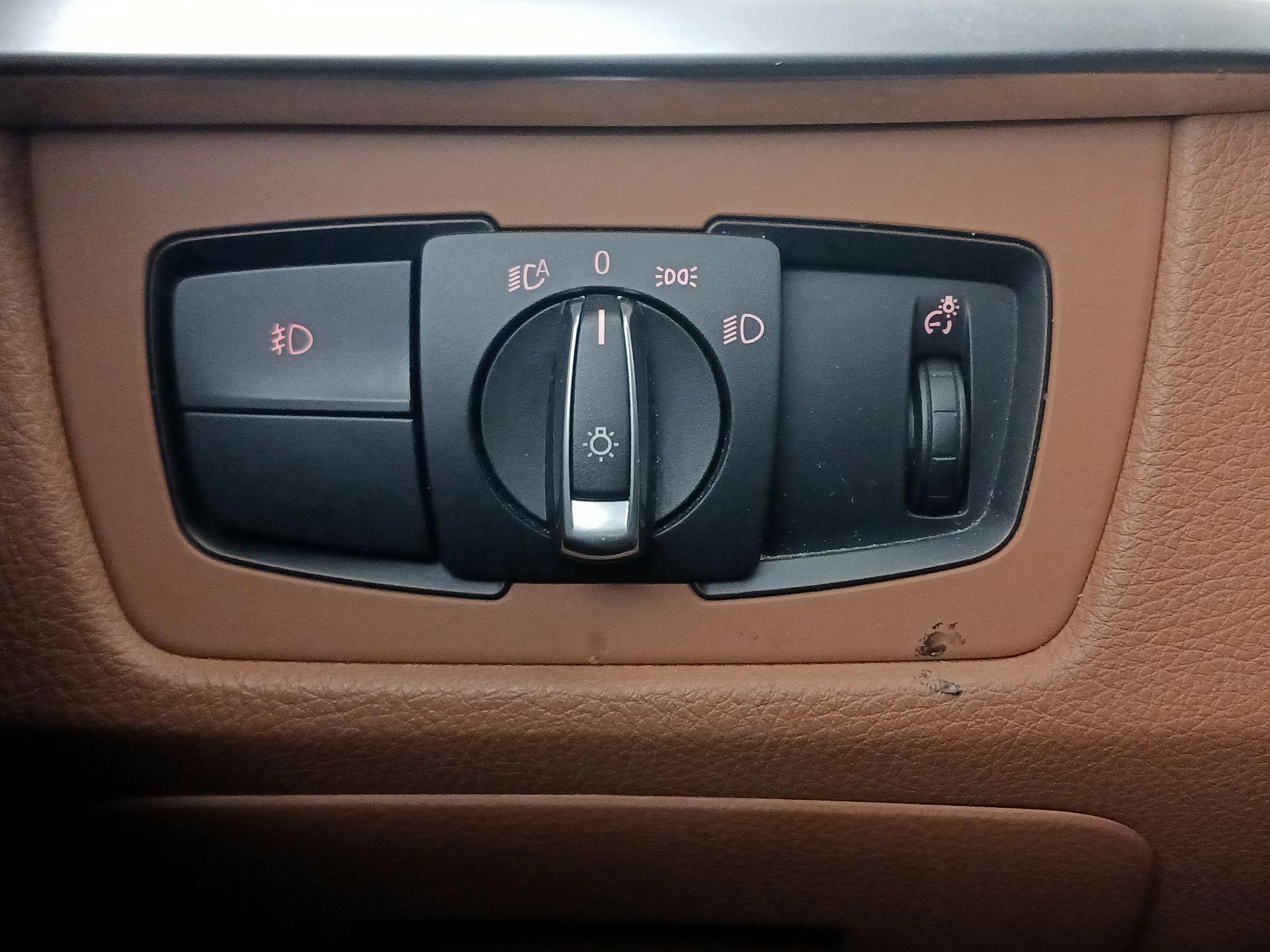 Thumbnail: 2015 BMW 3 Series - 13