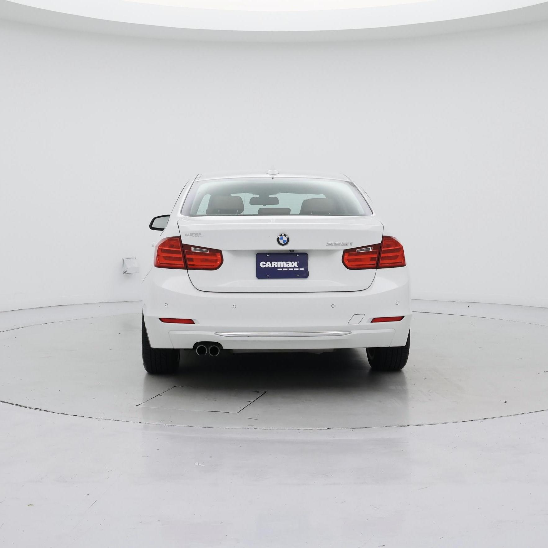 Thumbnail: 2015 BMW 3 Series - 6