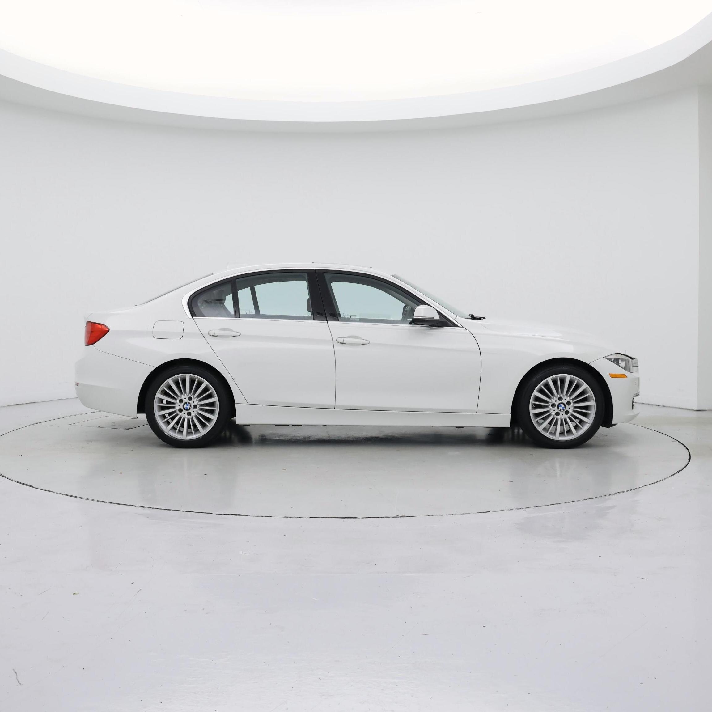 Thumbnail: 2015 BMW 3 Series - 7