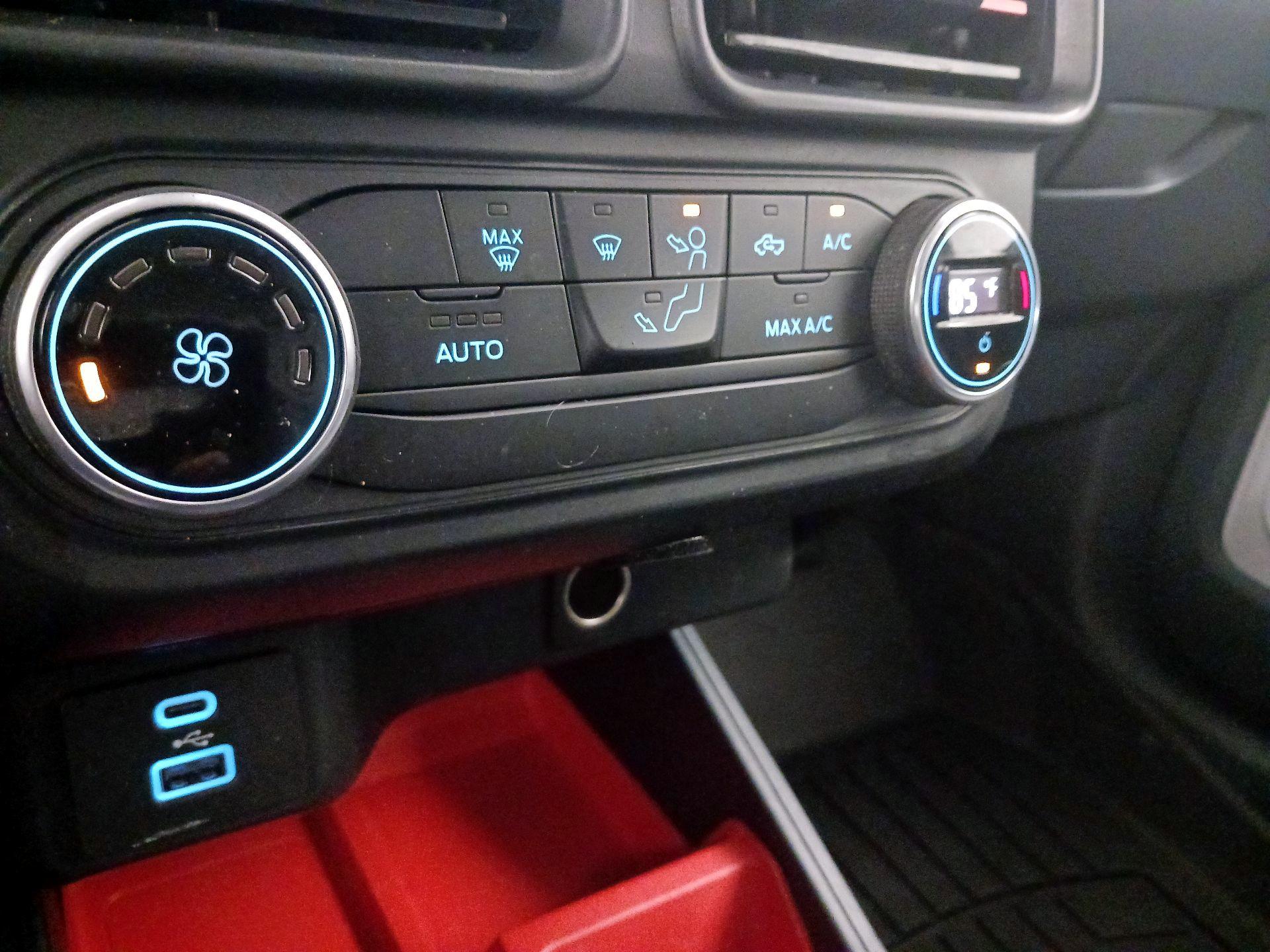 Thumbnail: 2022 Ford Maverick - 16