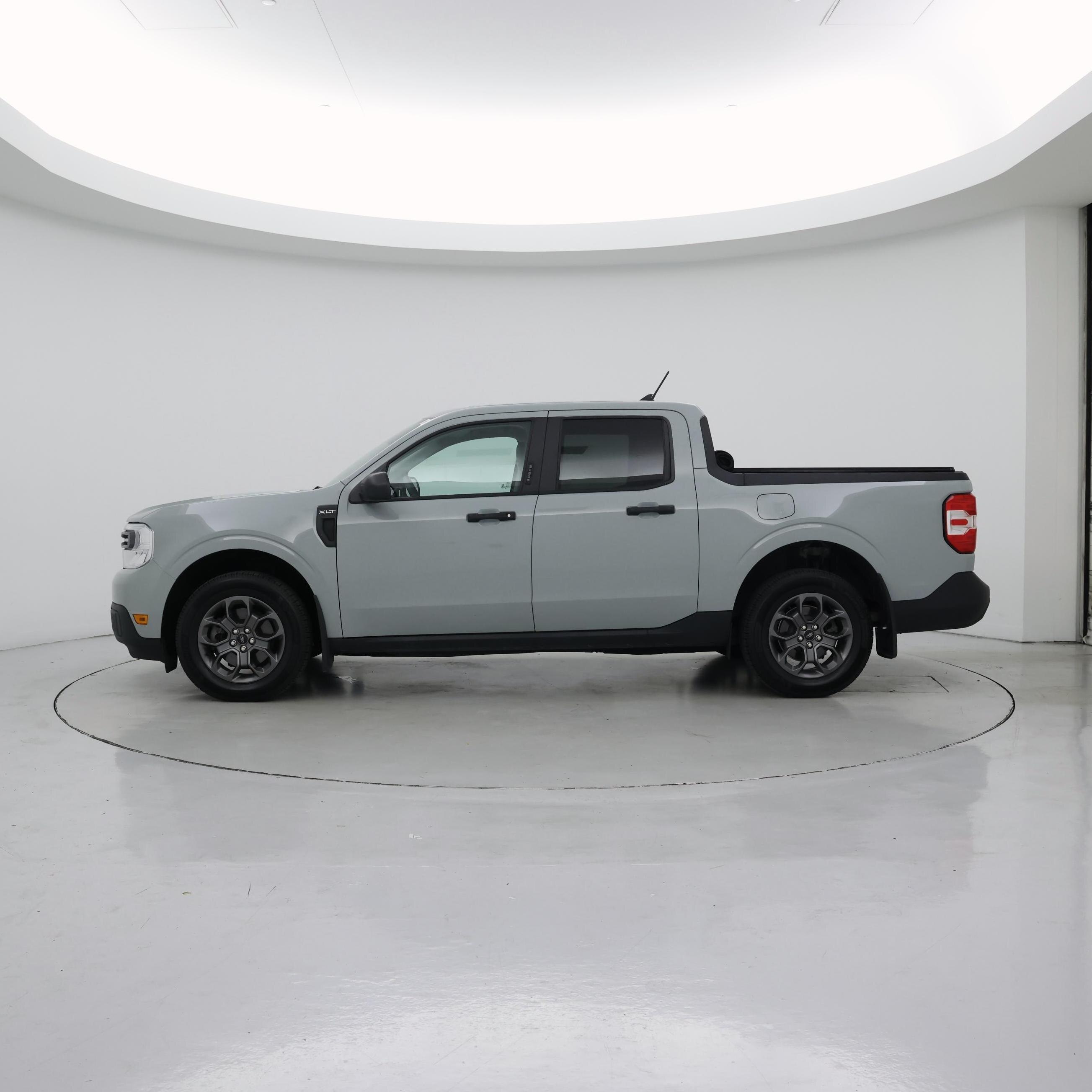 Thumbnail: 2022 Ford Maverick - 3